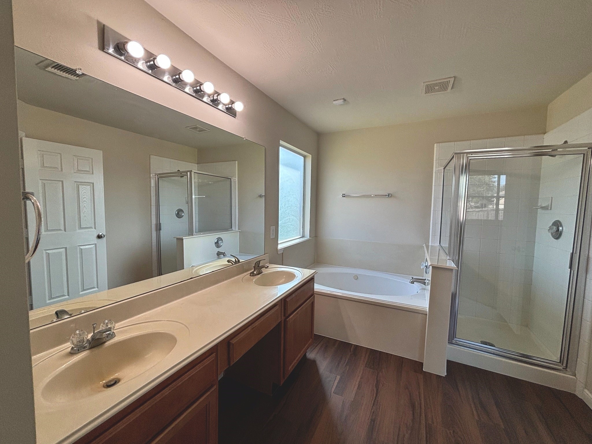 3819 Liberty Square Trail, Fresno, TX 77545