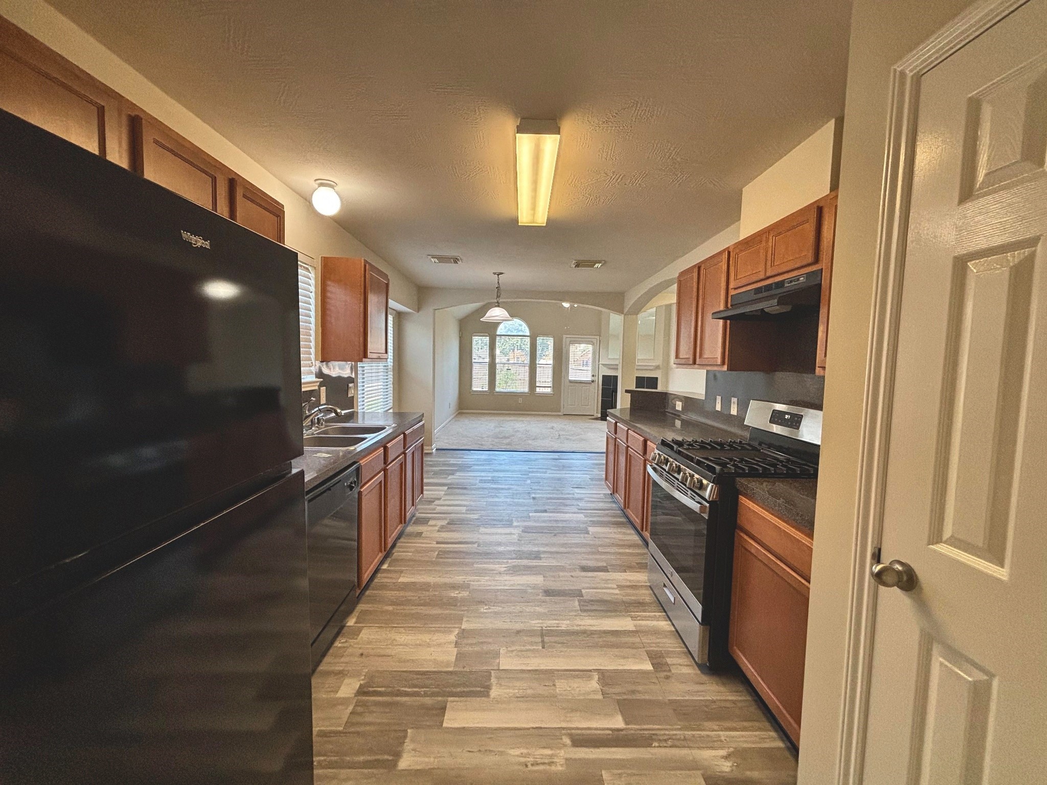 3819 Liberty Square Trail, Fresno, TX 77545