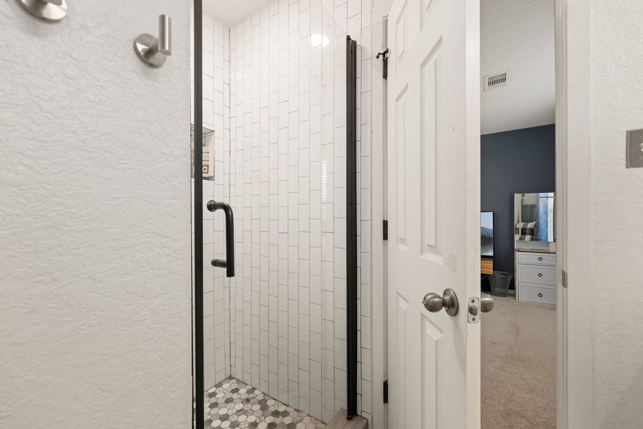 2810 Brookmist Lane, Dickinson, TX 77539