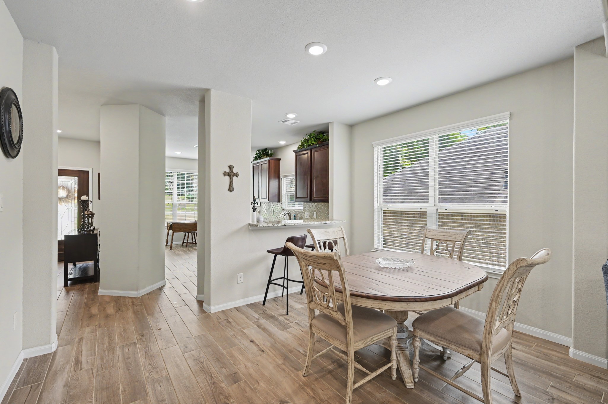 13718 Vail Drive, Montgomery, TX 77356