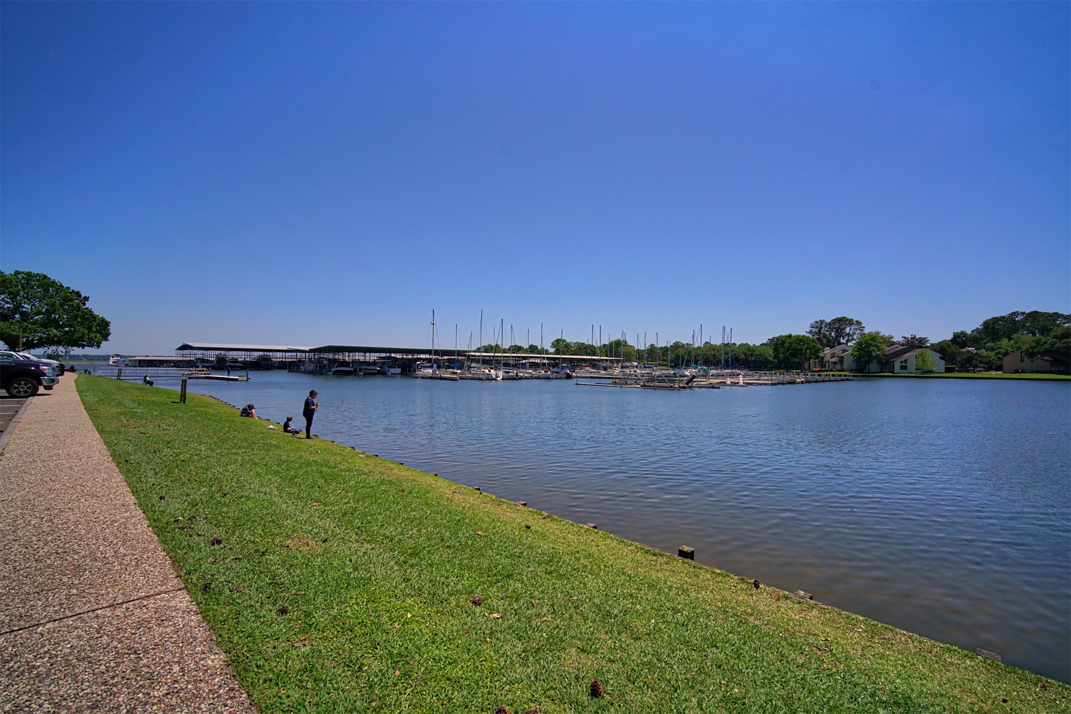 13718 Vail Drive, Montgomery, TX 77356
