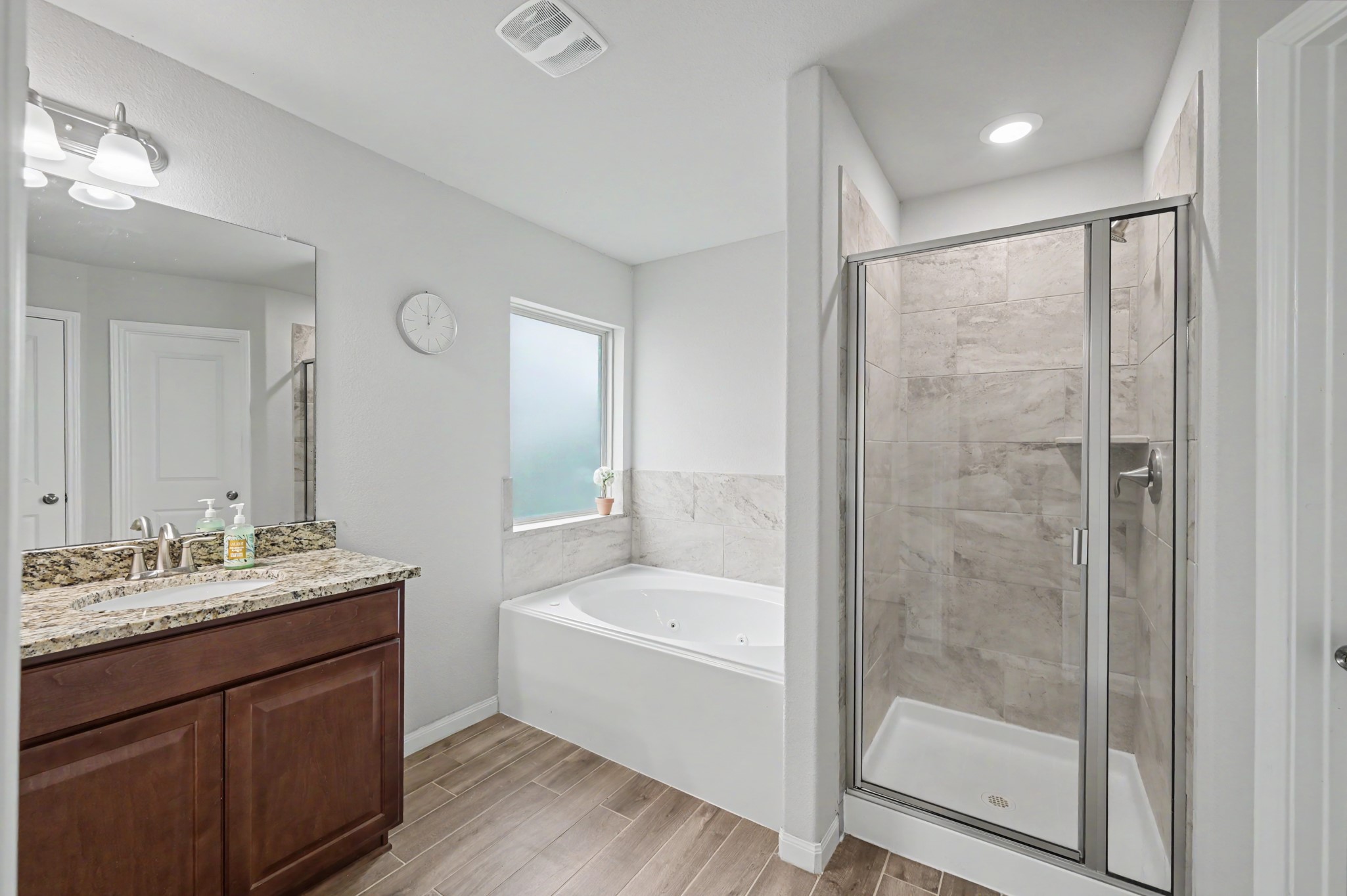 Primary Bath with 2 sinks