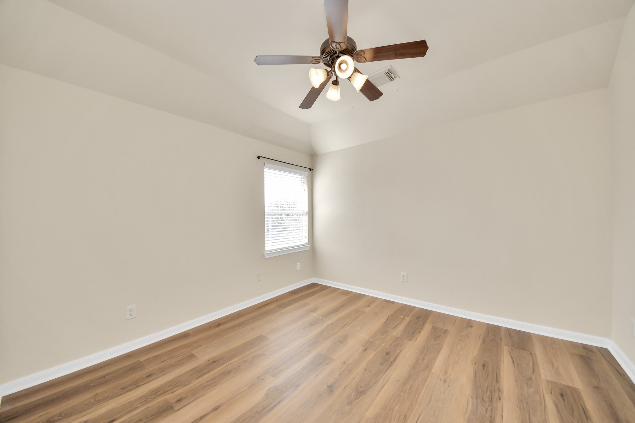 8627 Sweet Pasture Drive, Tomball, TX 77375