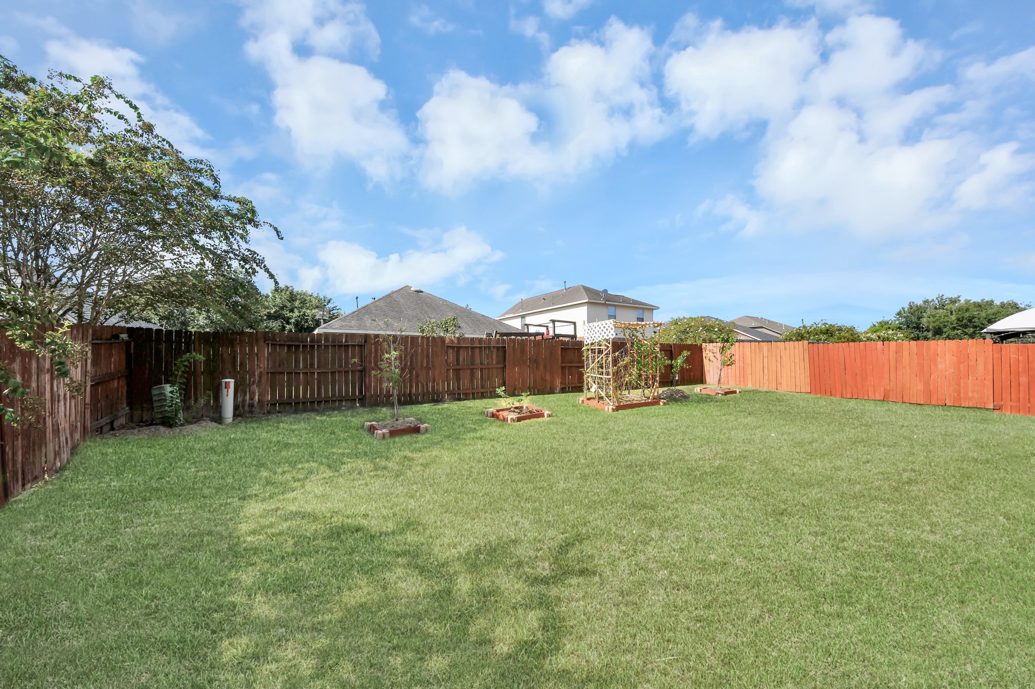 8627 Sweet Pasture Drive, Tomball, TX 77375