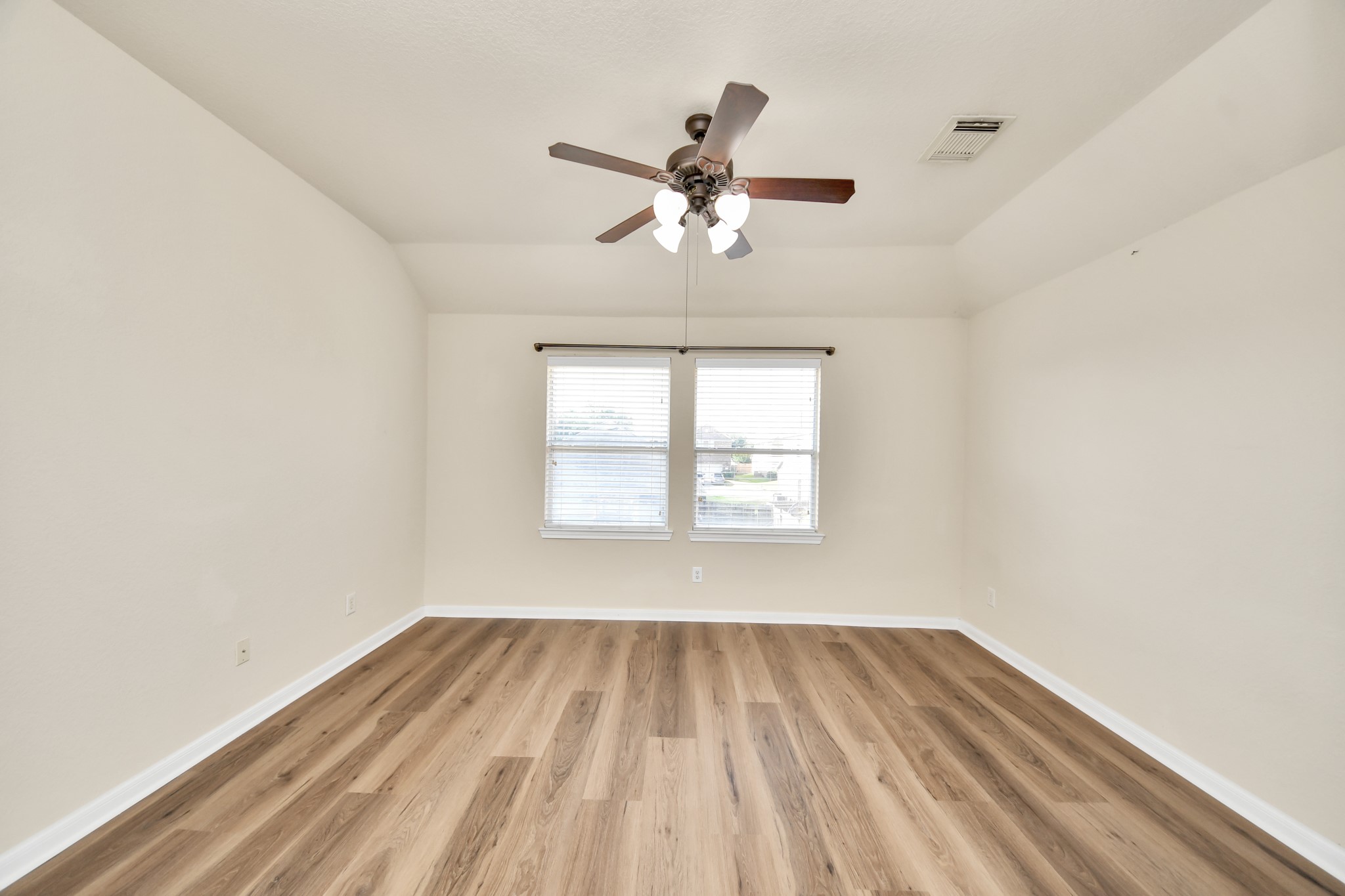 8627 Sweet Pasture Drive, Tomball, TX 77375