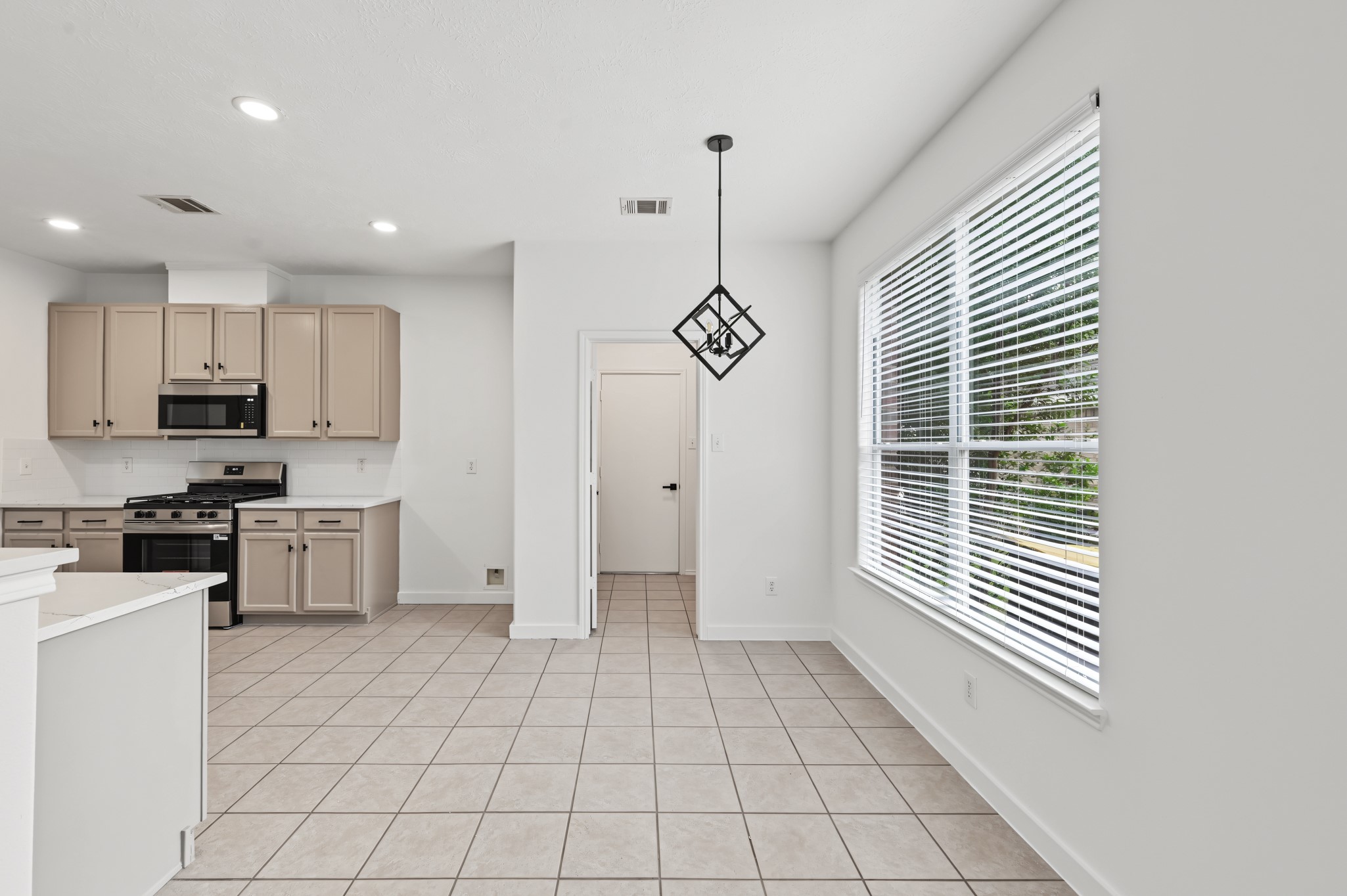969 Fife Drive, Conroe, TX 77301