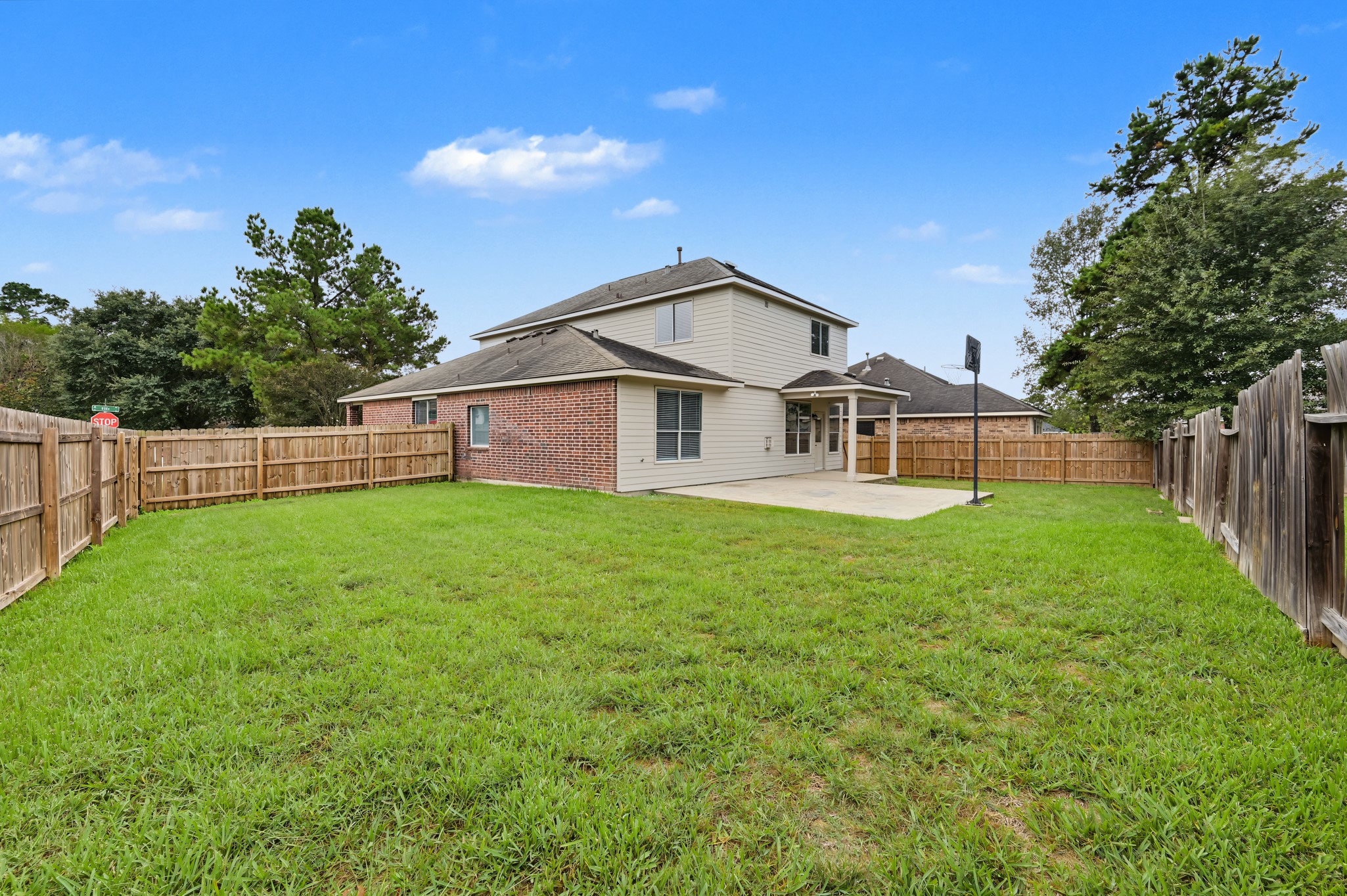 969 Fife Drive, Conroe, TX 77301