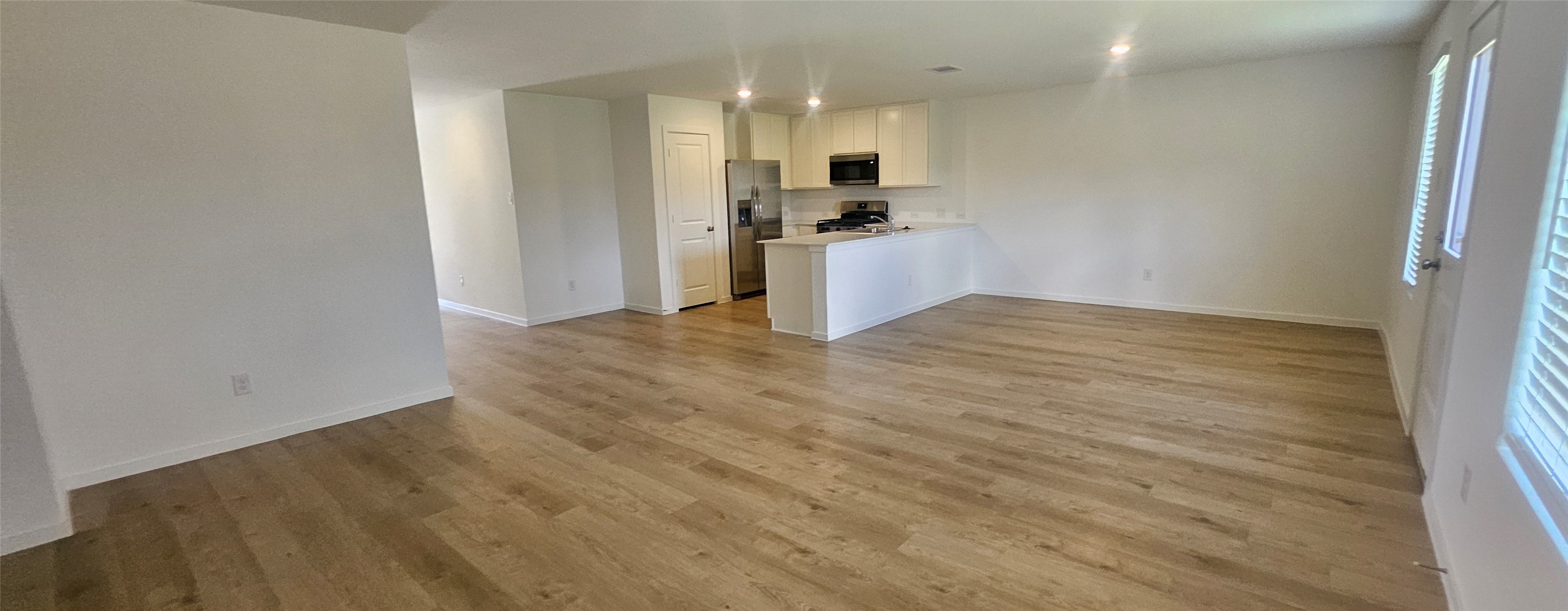 18306 Daisy Bluff Street, Crosby, TX 77532
