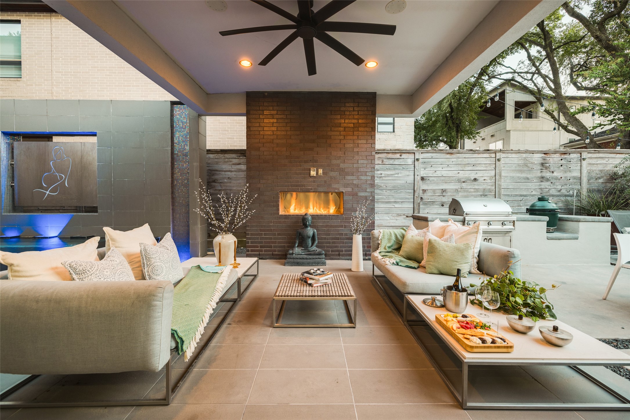 Wonderful spacious outdoor Entertaining area for enjoying time outside with fabulous brick fire, ceiling fan & covered patio Wonderful spacious outdoor Entertaining area for enjoying time outside with fabulous brick fire, ceiling fan & covered patio