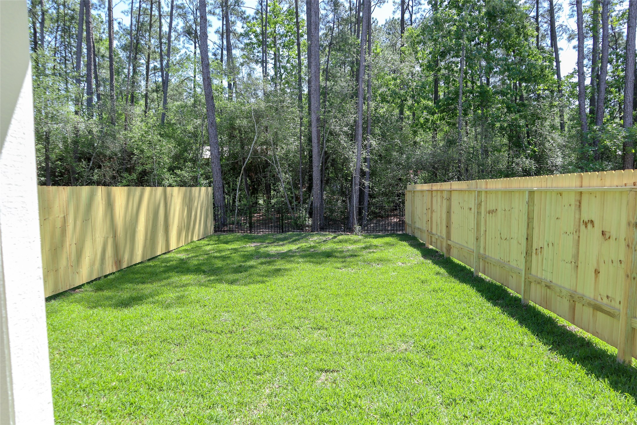 118 Artesian Way, New Caney, TX 77357