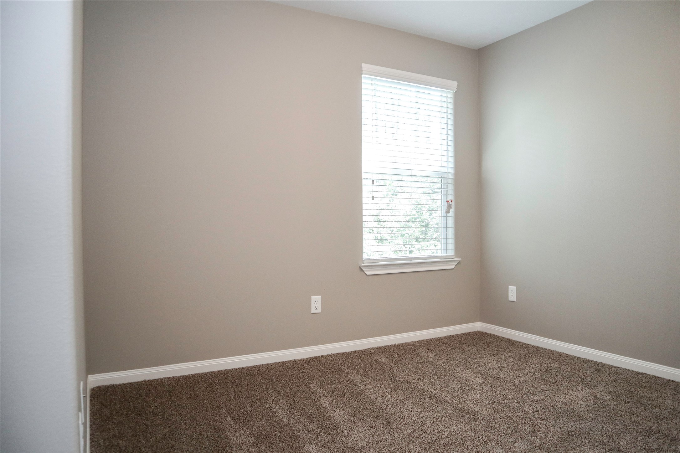 118 Artesian Way, New Caney, TX 77357