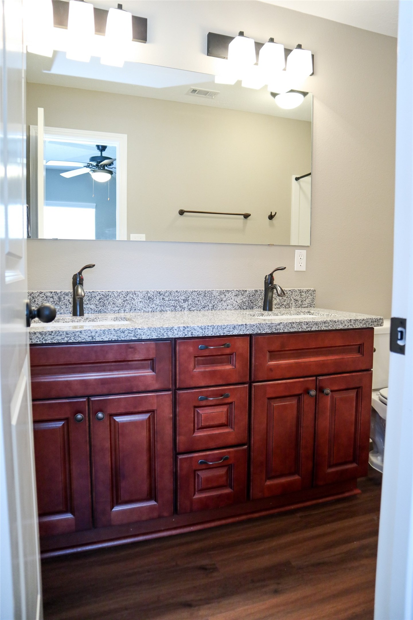 118 Artesian Way, New Caney, TX 77357
