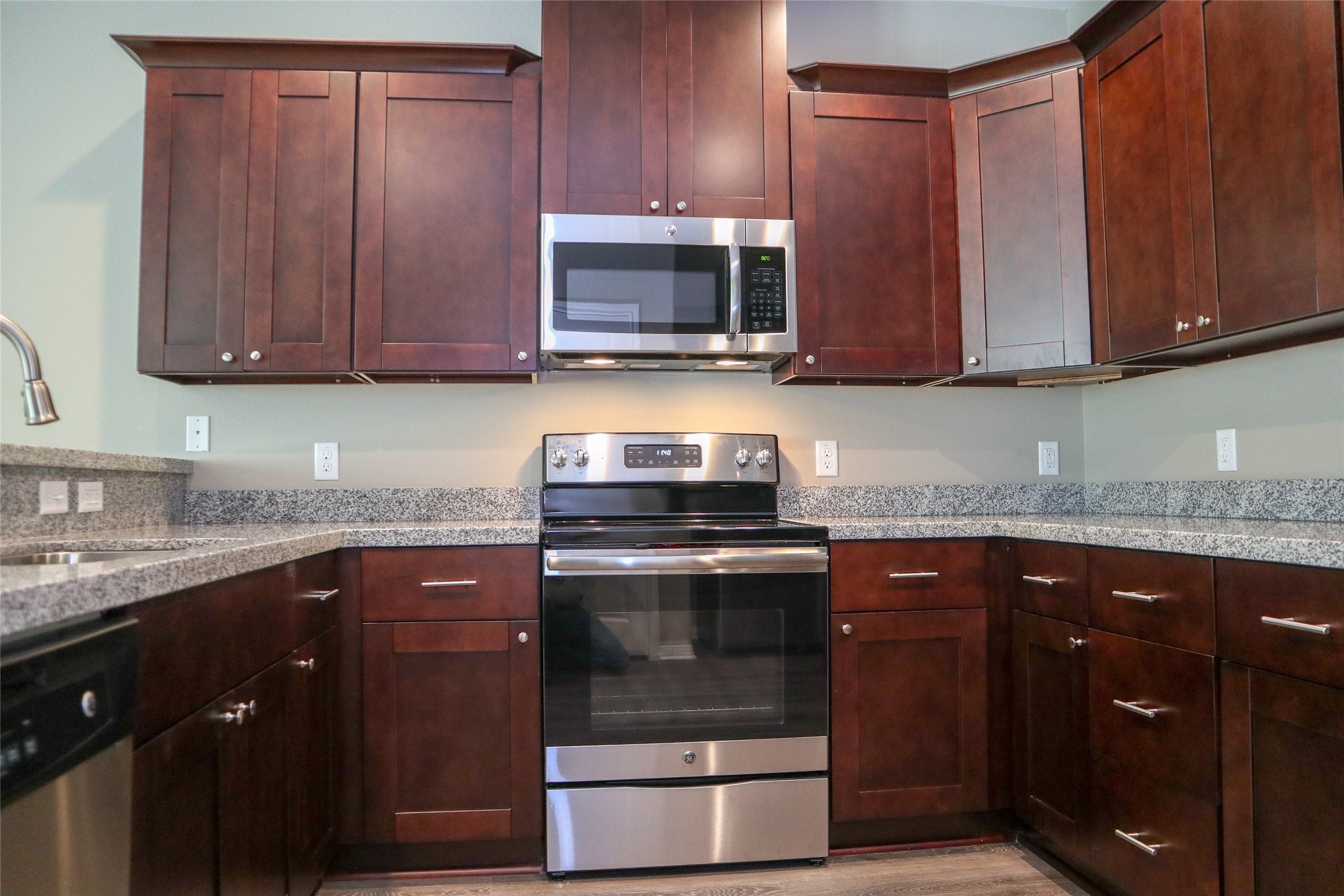 118 Artesian Way, New Caney, TX 77357