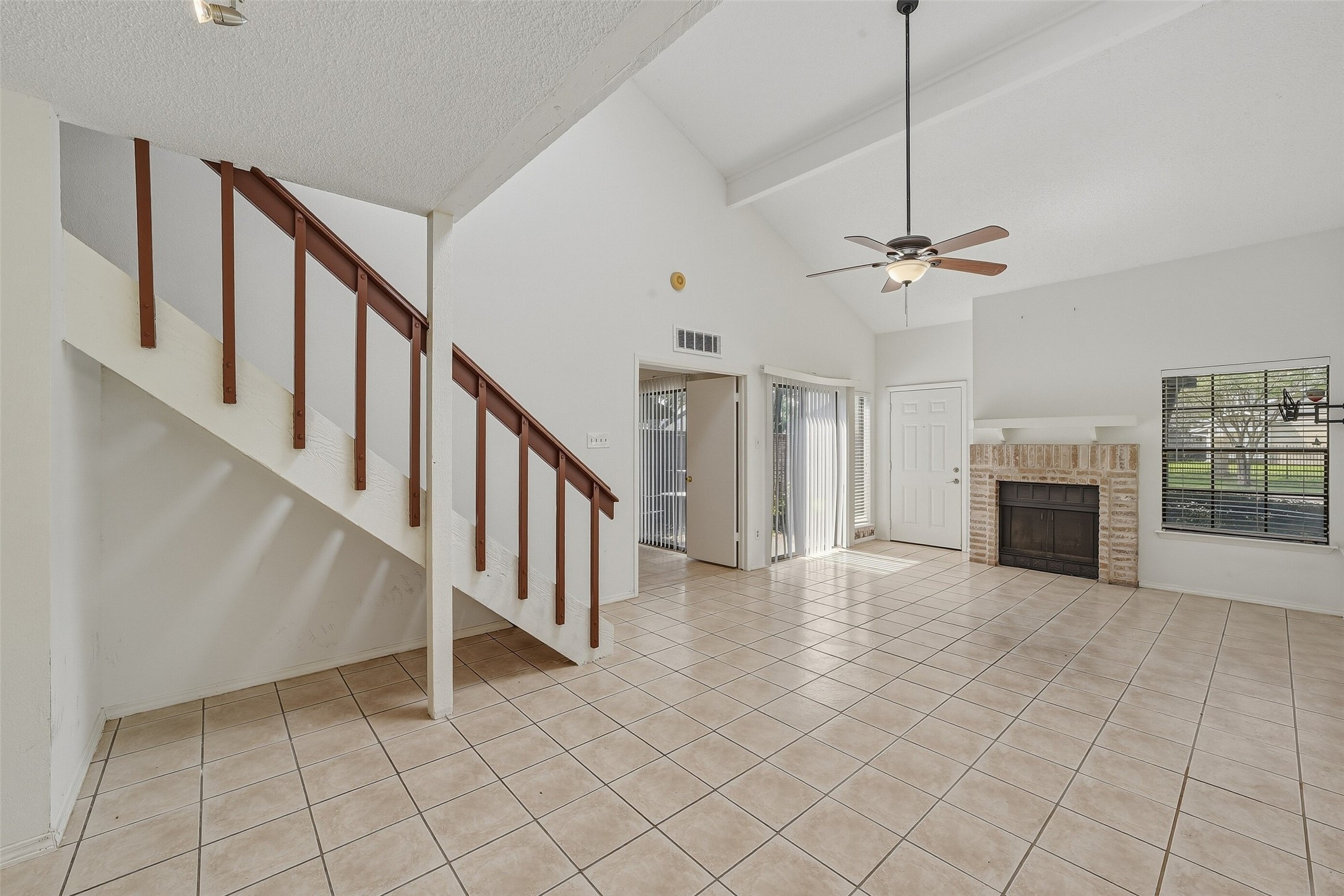 2611 Grants Lake Boulevard, #214, Sugar Land, TX 77479