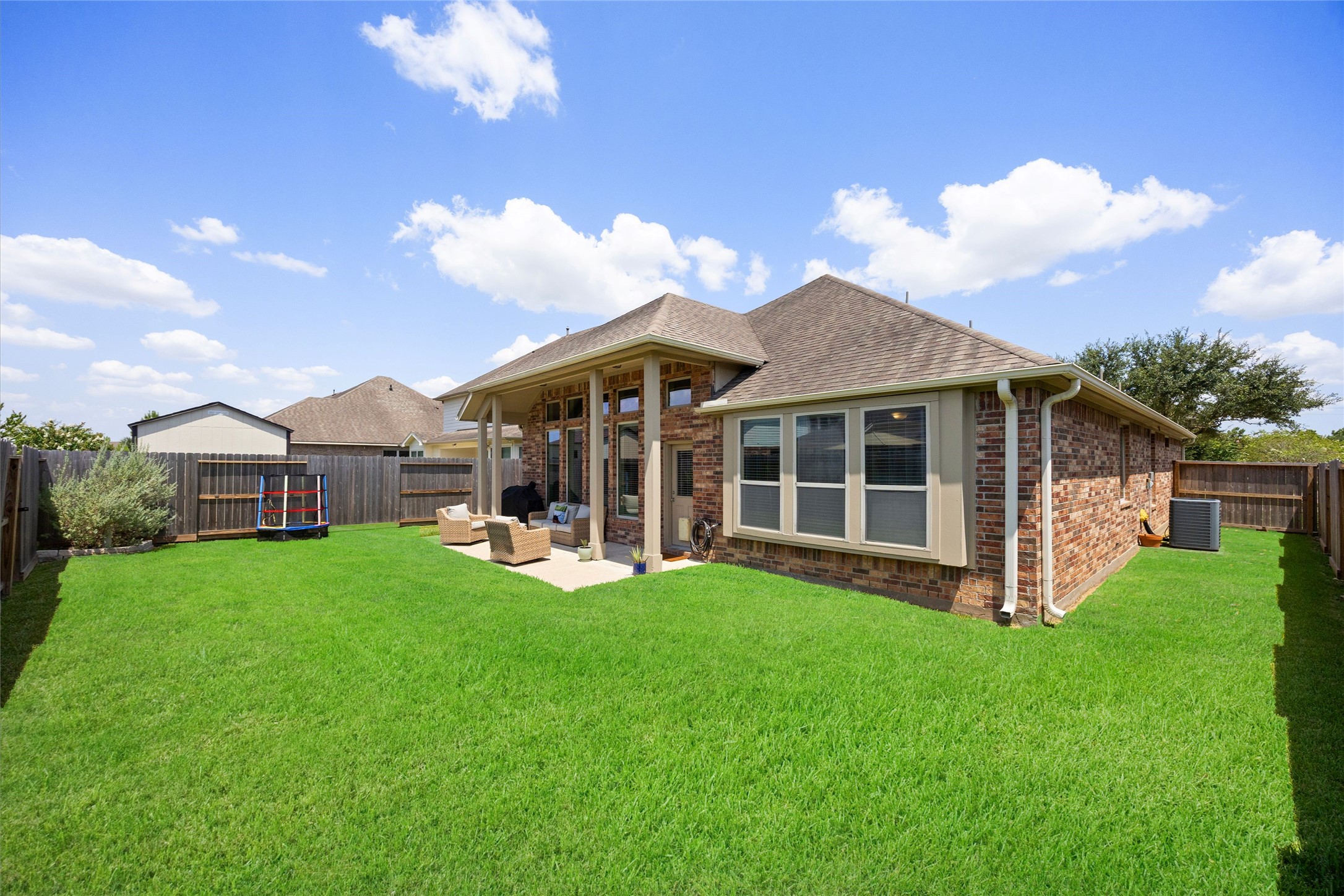 1412 Copper Ridge Lane, Pearland, TX 77581