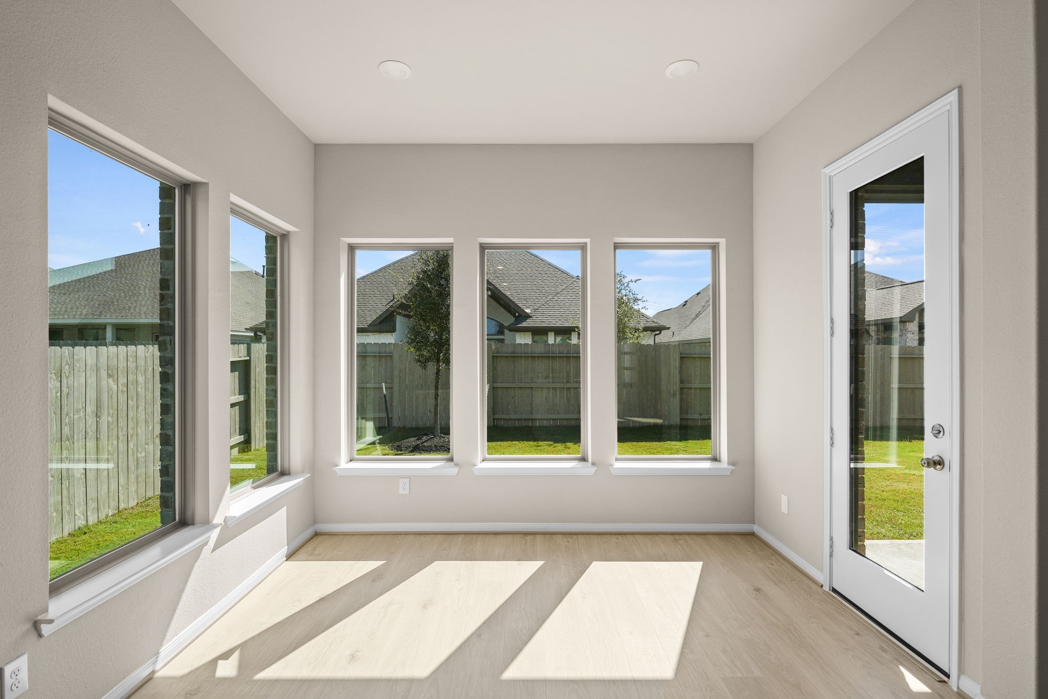 2322 Gleaming Pear Drive, Manvel, TX 77578