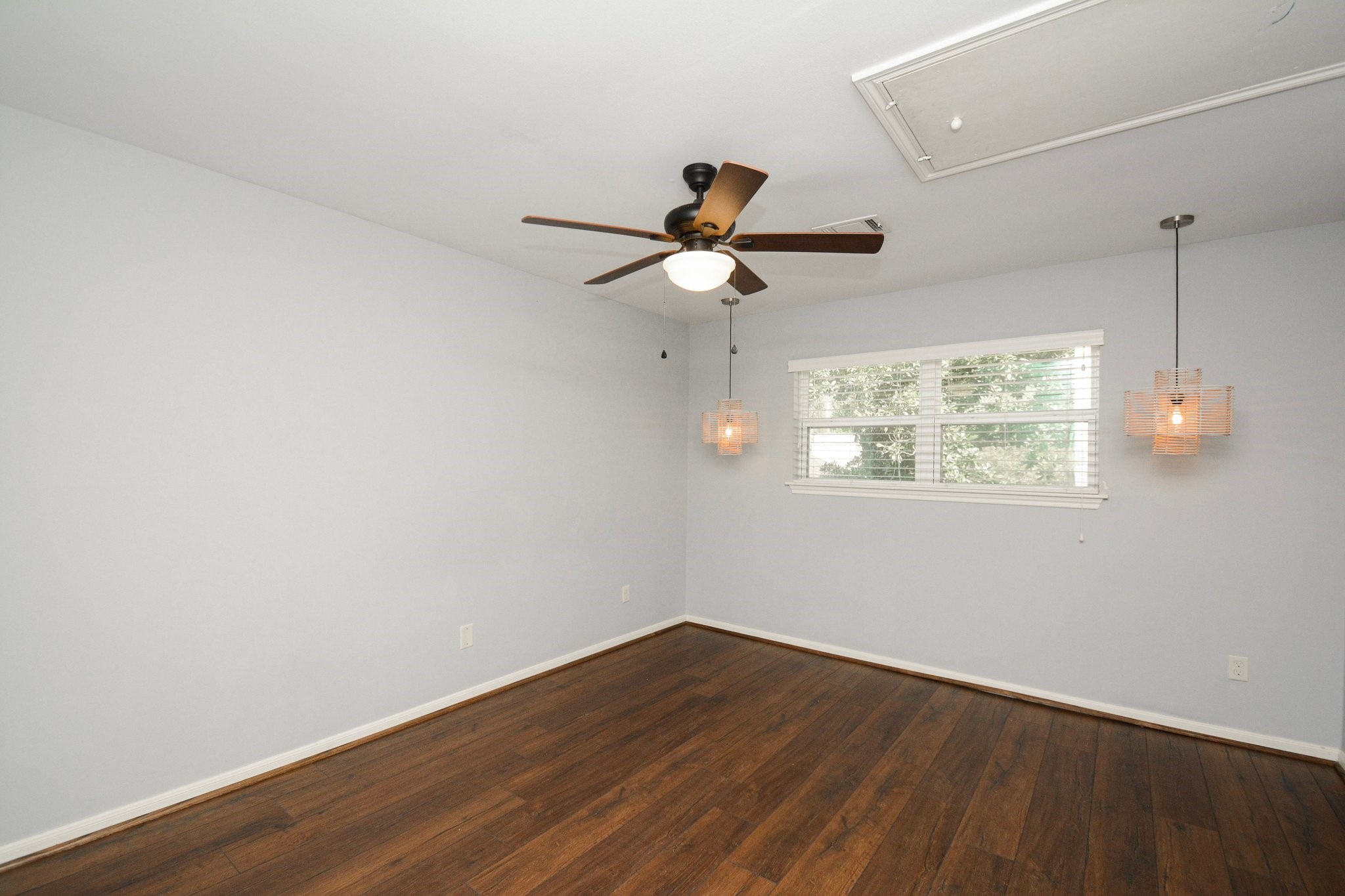 One of the secondary bedrooms