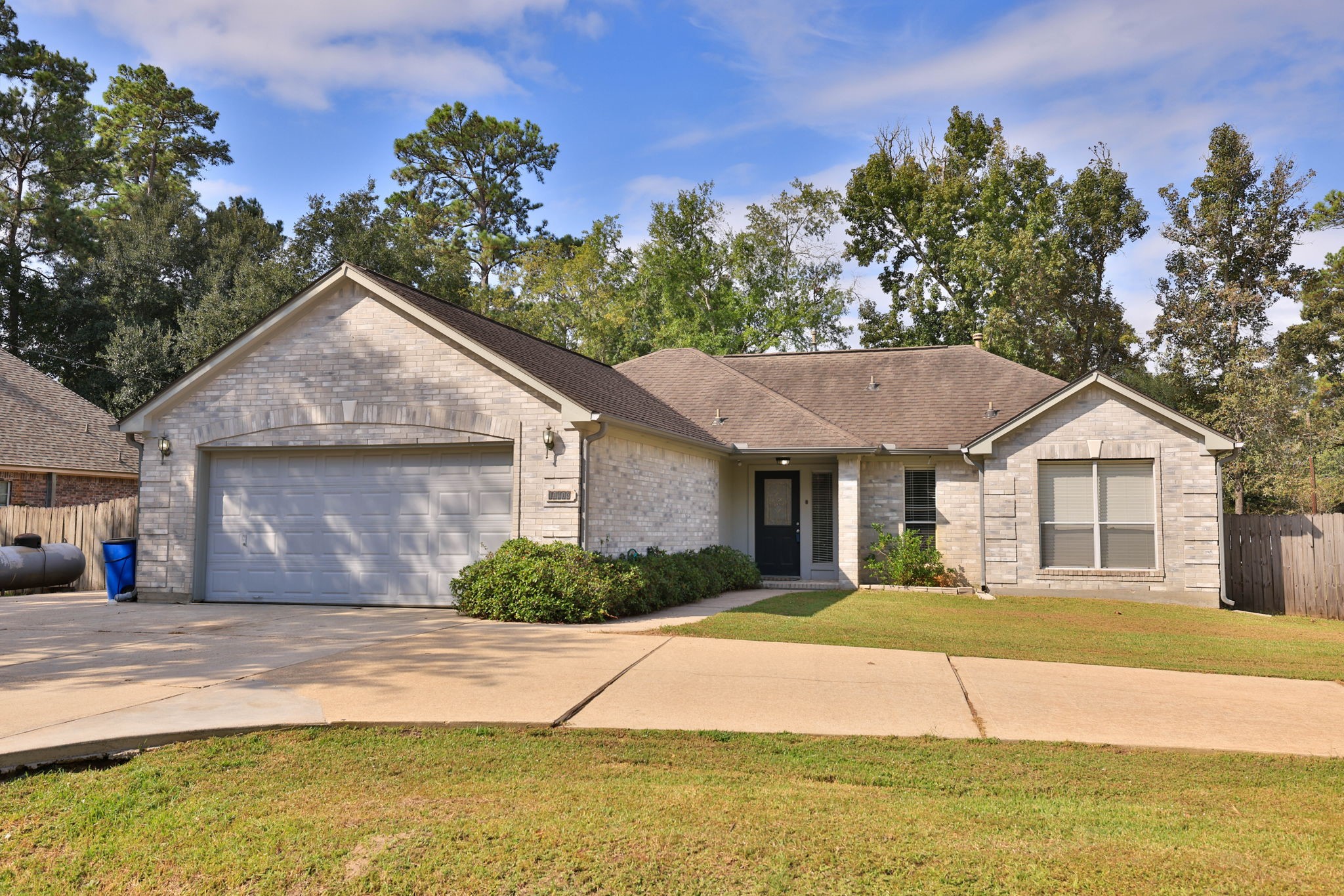 Circle driveway