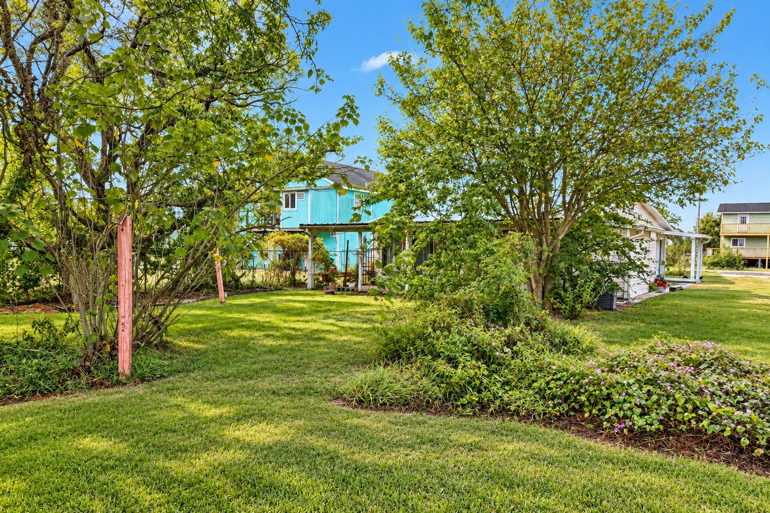 713 6th Street, San Leon, TX 77539