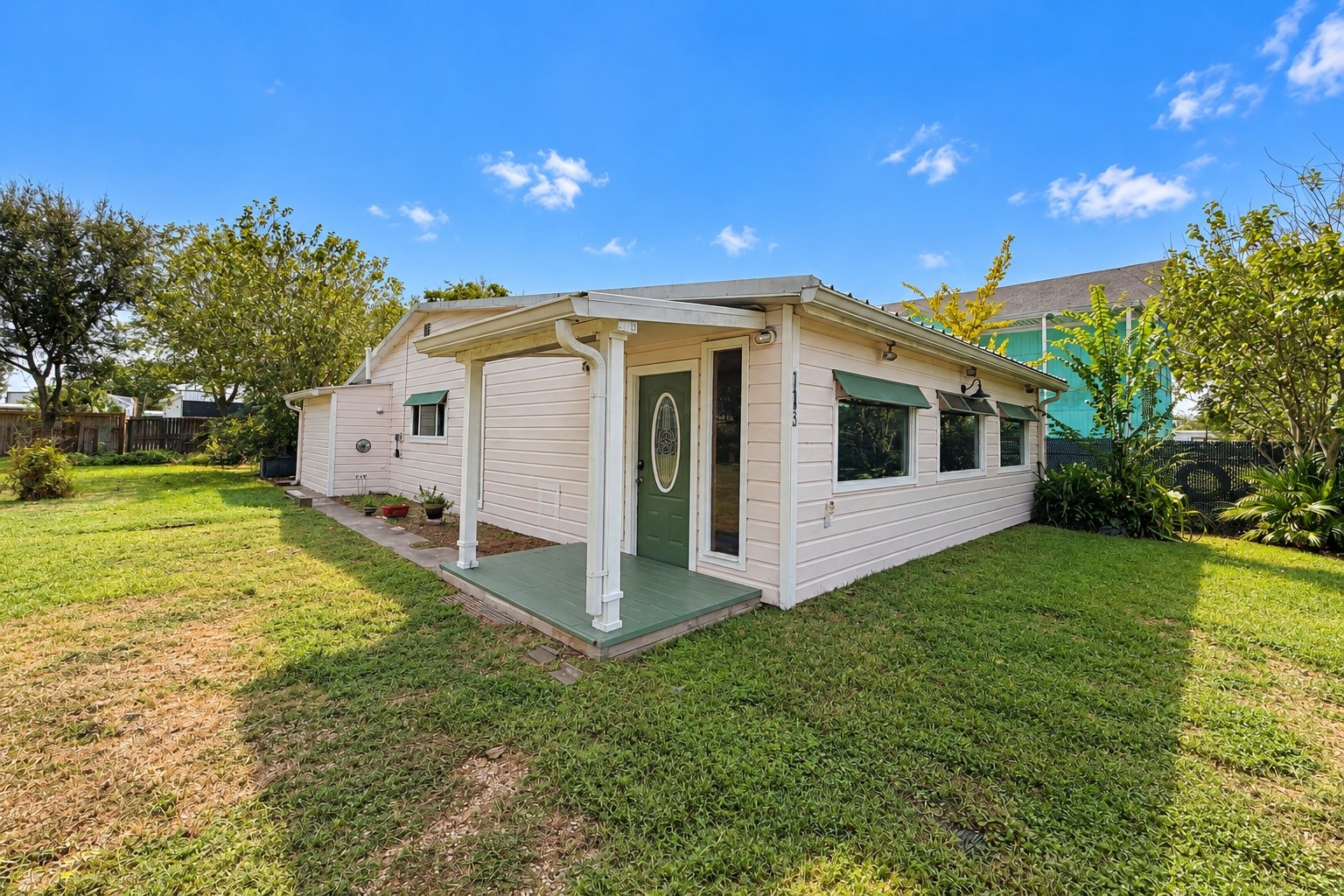 713 6th Street, San Leon, TX 77539