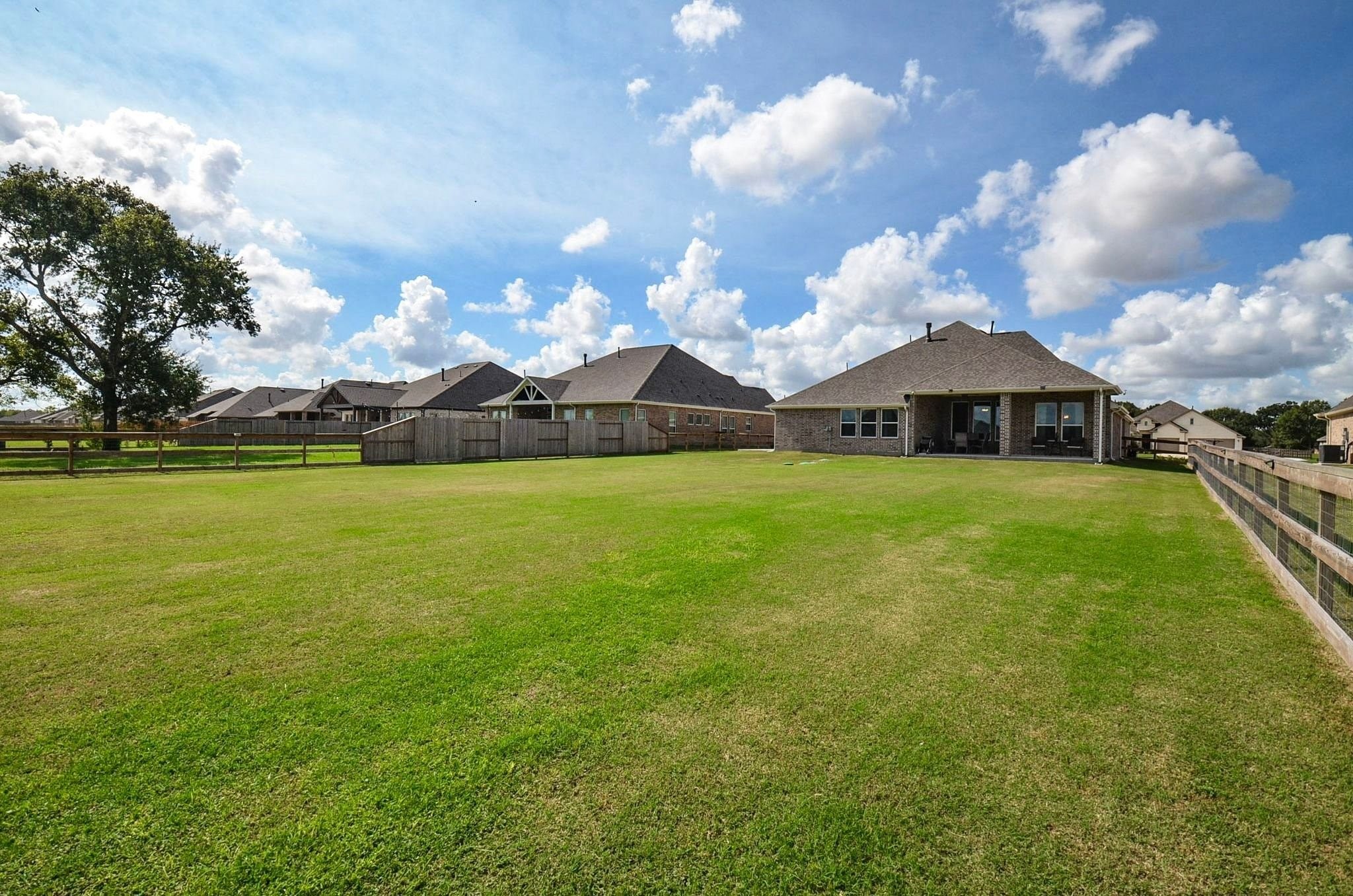 6803 Nichols Landing, Needville, TX 77461