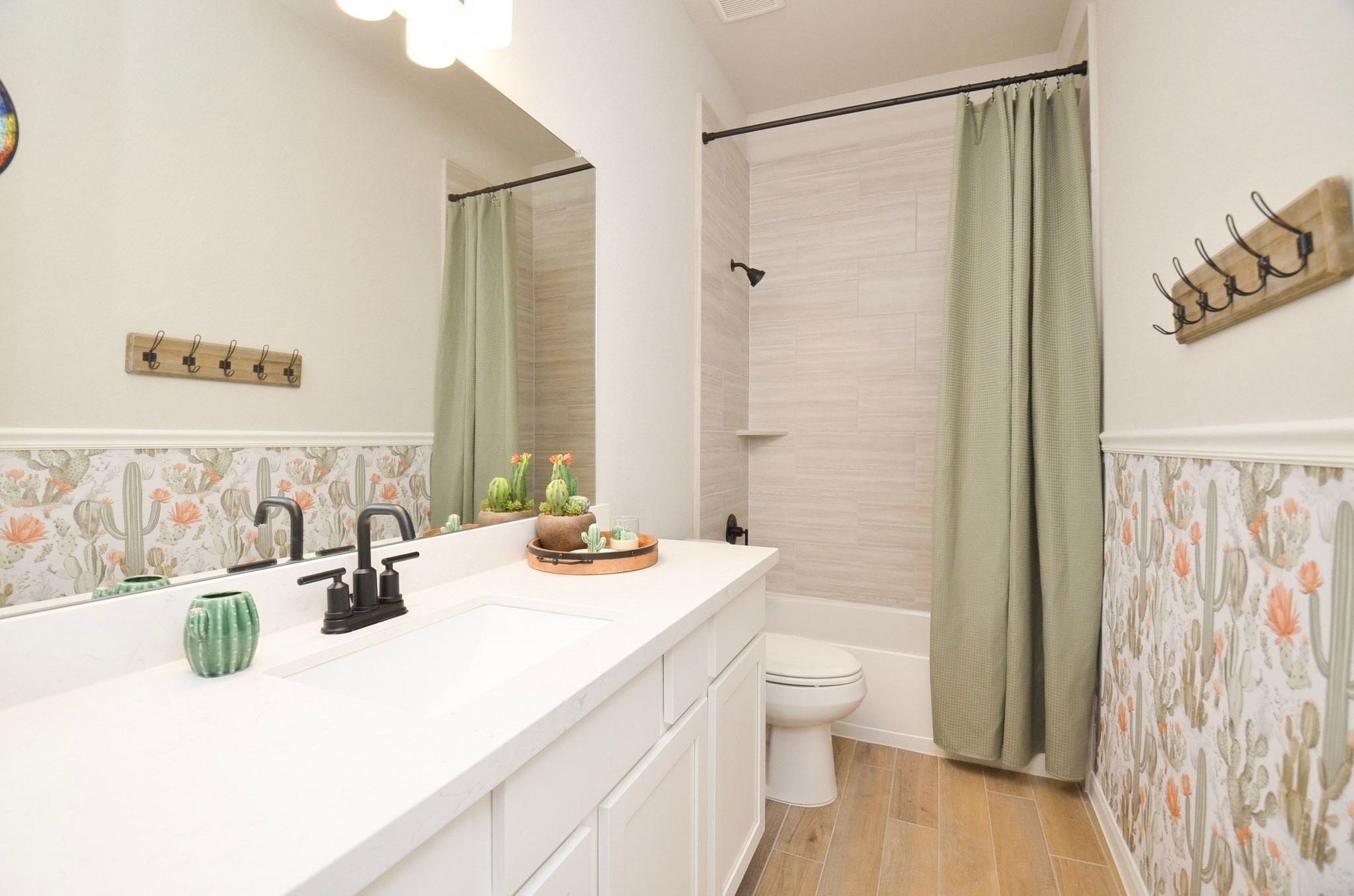 Hall bath near bedroom 2 & 3