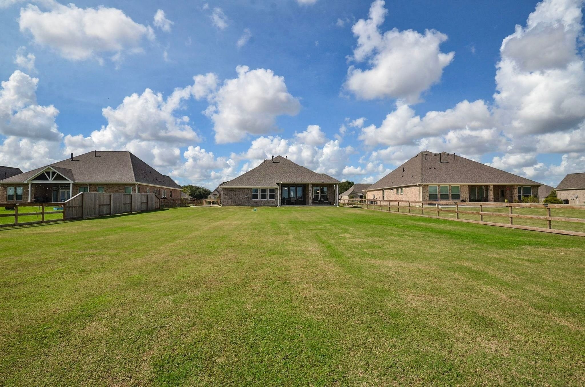 6803 Nichols Landing, Needville, TX 77461