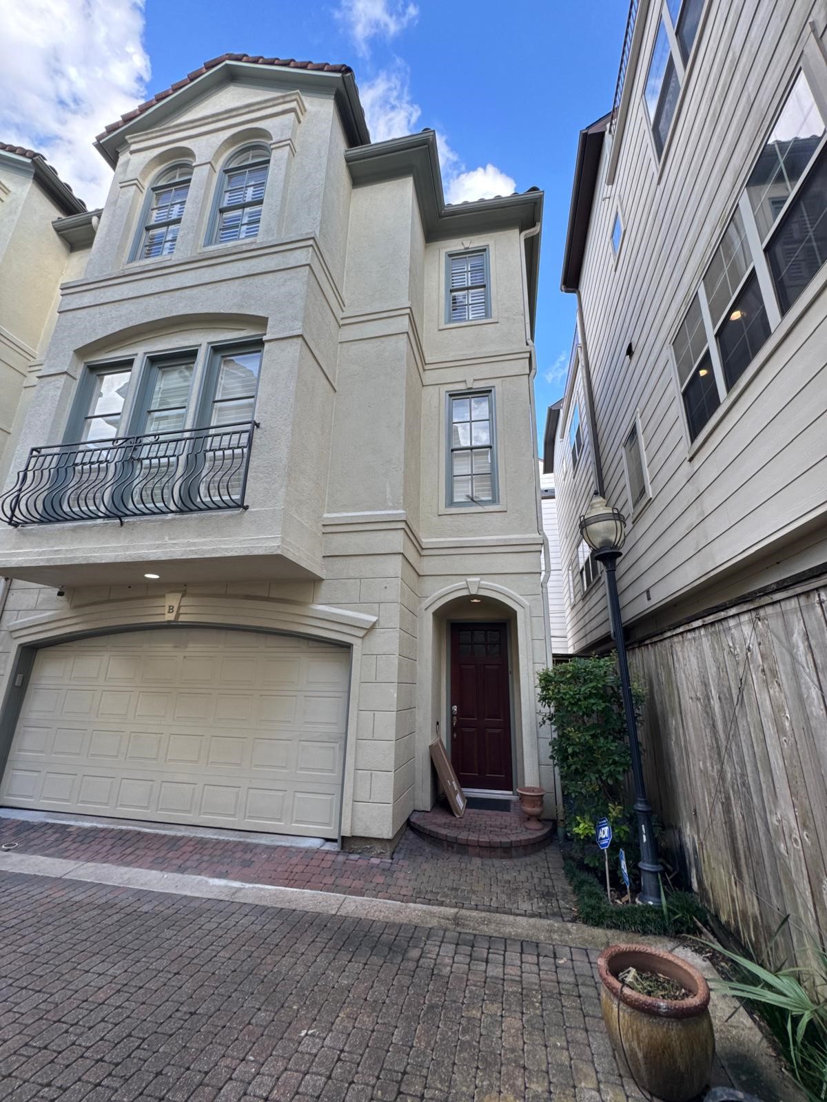 1523 Haddon Street, #B, Houston, TX 77006