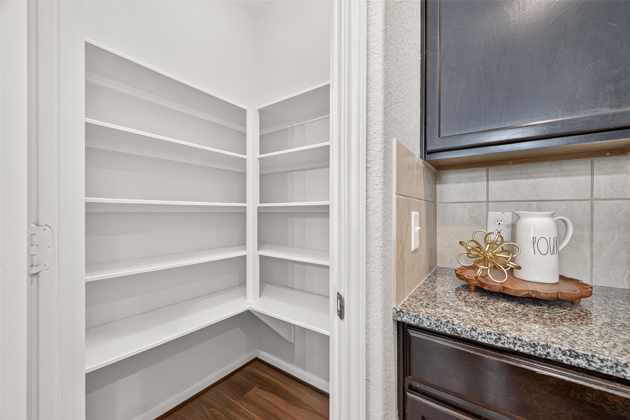 Take a look at the storage space inside!