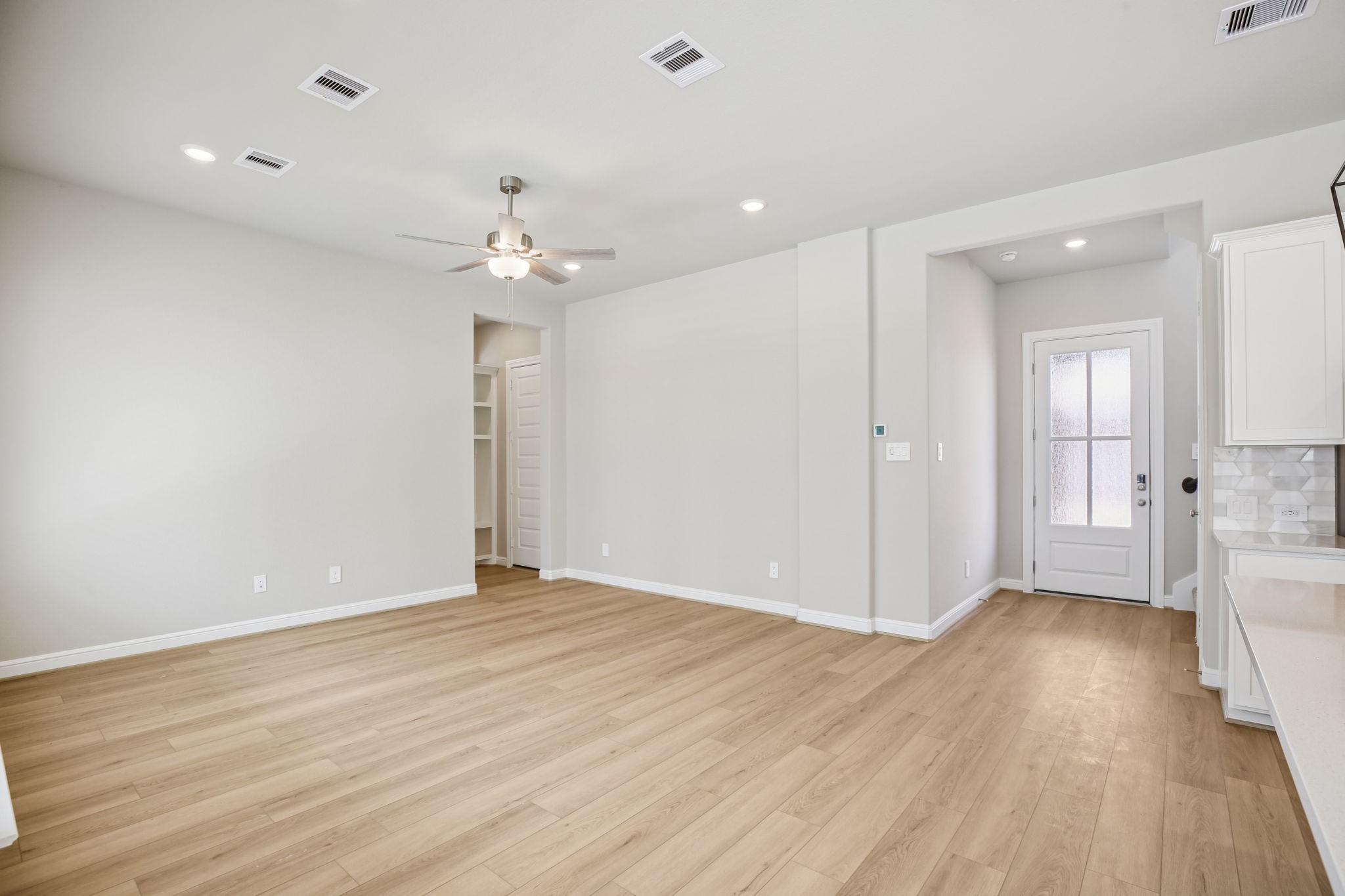 9163 Capilano Heights Drive, Cypress, TX 77433