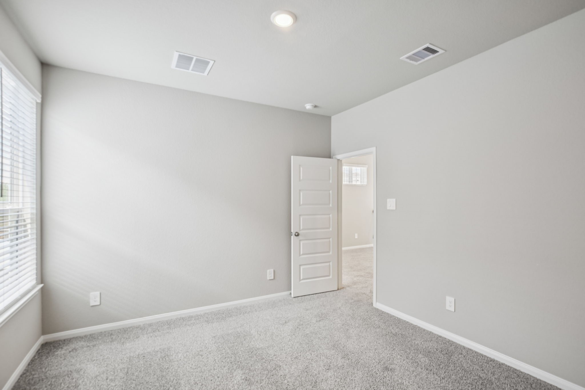 Photo is not of the actual home, but is an inspirational photo of builder's model home and may depict options, furnishings, and/or decorator features that are not included.