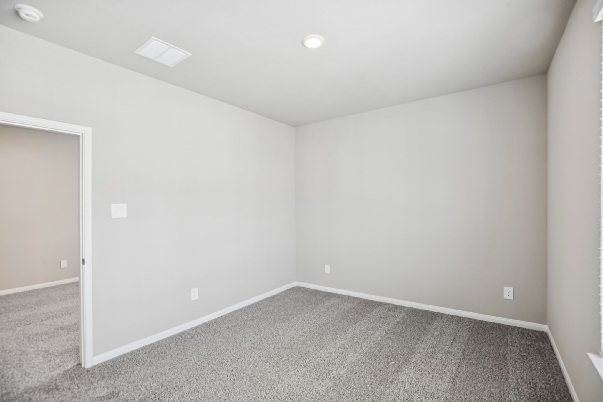 9163 Capilano Heights Drive, Cypress, TX 77433
