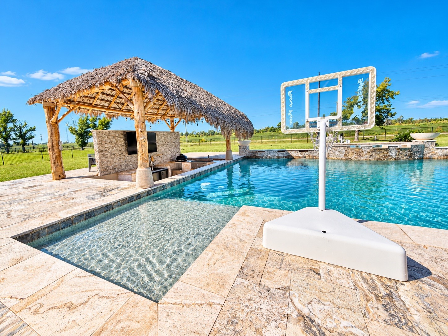 8999 Water Point Drive, Beach City, TX 77523