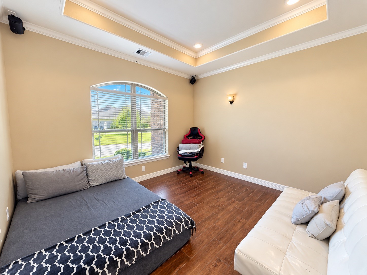 8999 Water Point Drive, Beach City, TX 77523