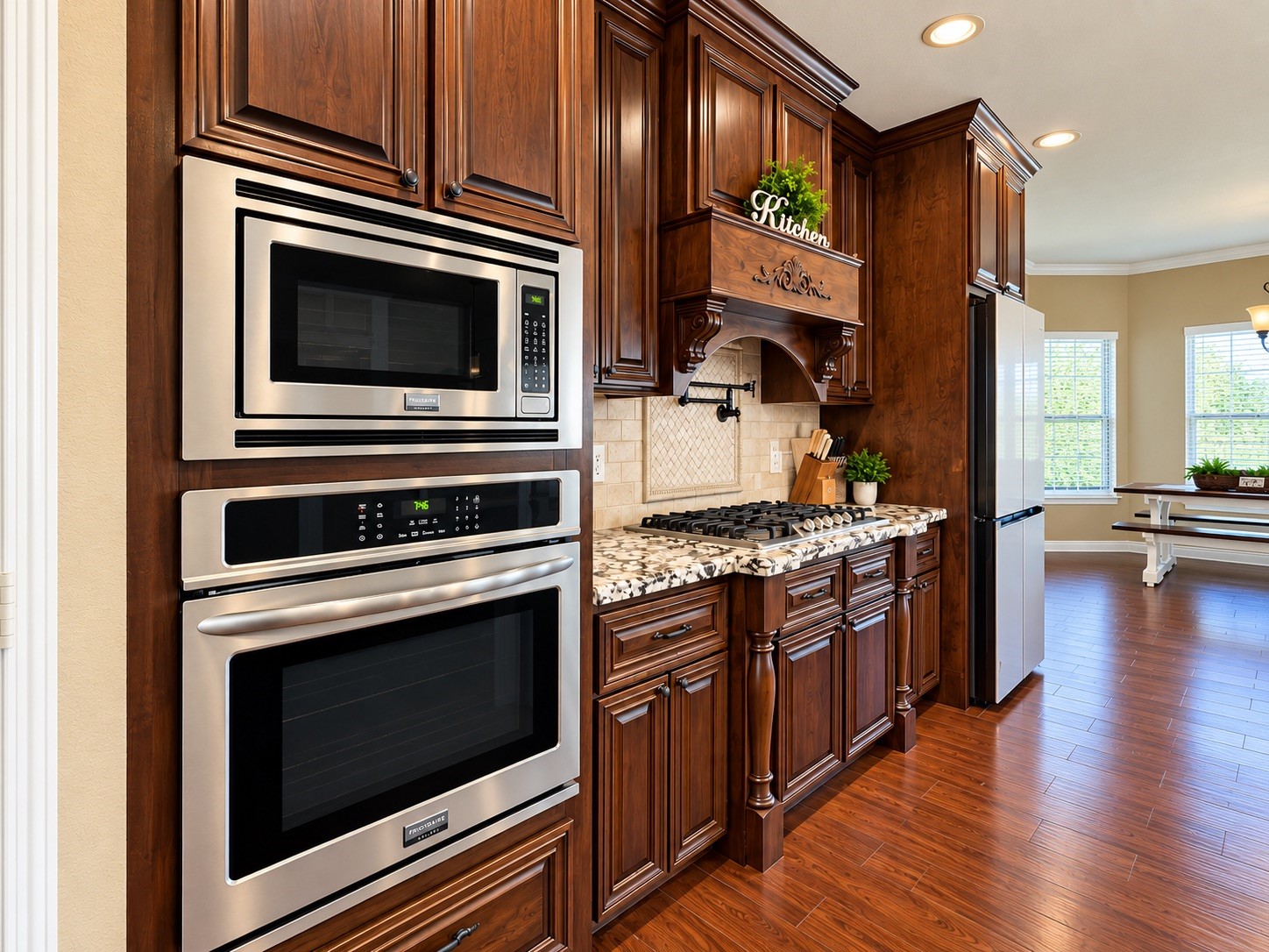 8999 Water Point Drive, Beach City, TX 77523