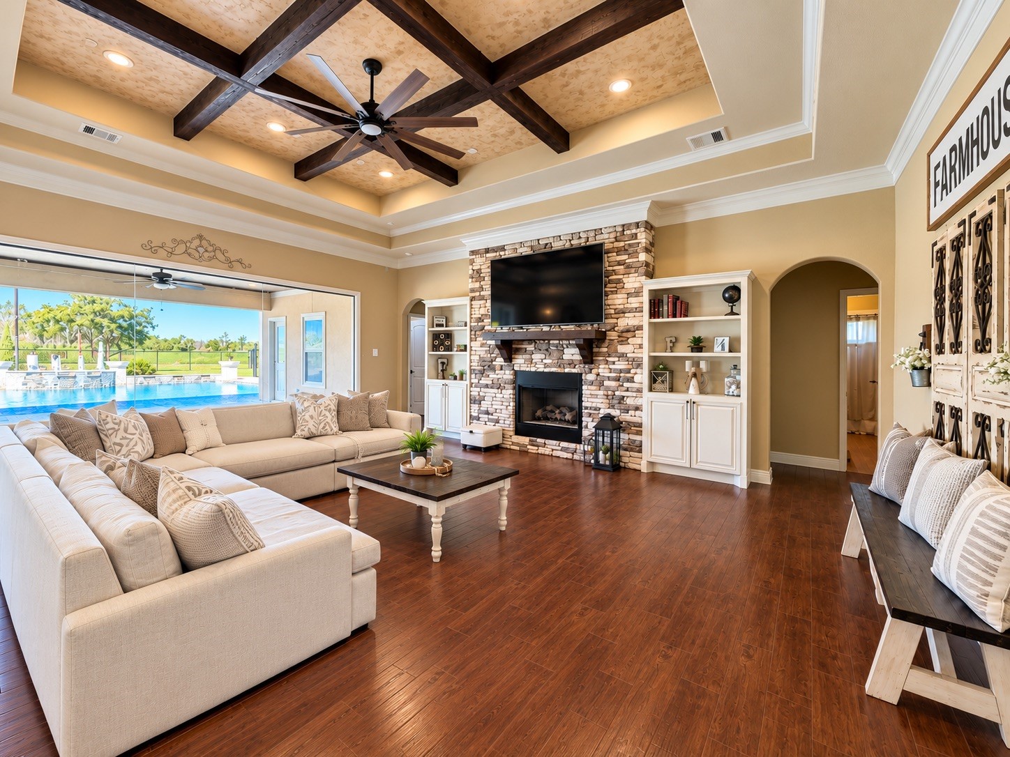 8999 Water Point Drive, Beach City, TX 77523