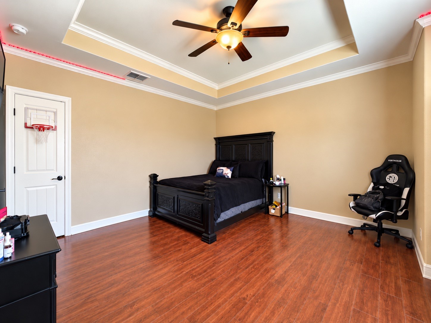 8999 Water Point Drive, Beach City, TX 77523