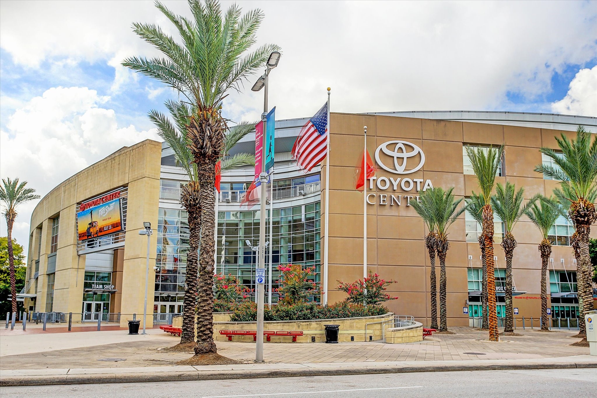 Toyota Center anchors downtown Houstons sports and entertainment scene as home to the Houston Rockets and a premier venue for concerts and major events. Its sleek design and central location make it a landmark destination where residents can enjoy everything from NBA games to world-renowned performers.
