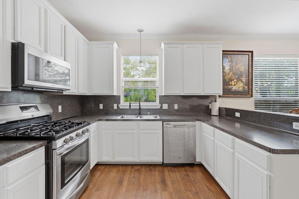 236 Doncaster Street, Conroe, TX 77303