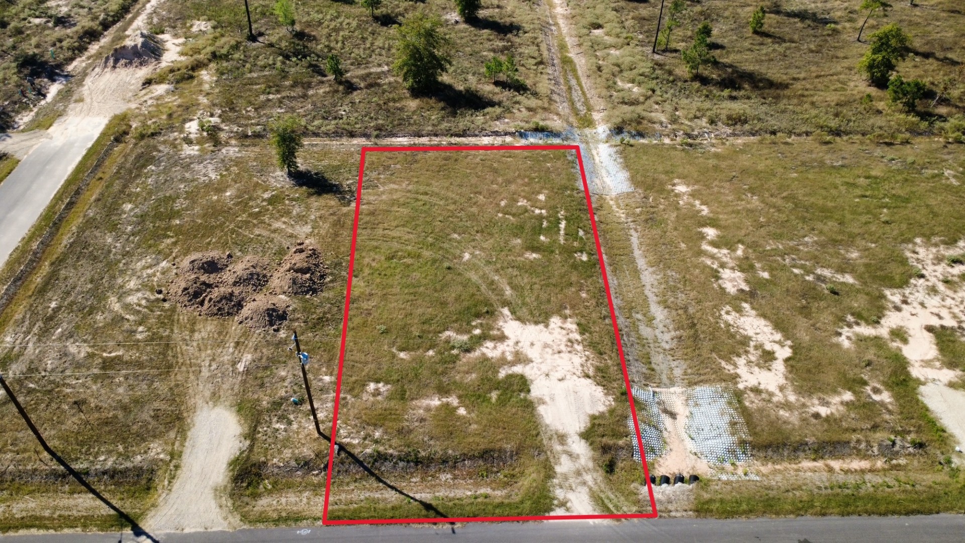 Photo for illustration purposes only. Buyer will need to verify lot dimensions and any applicable easements.