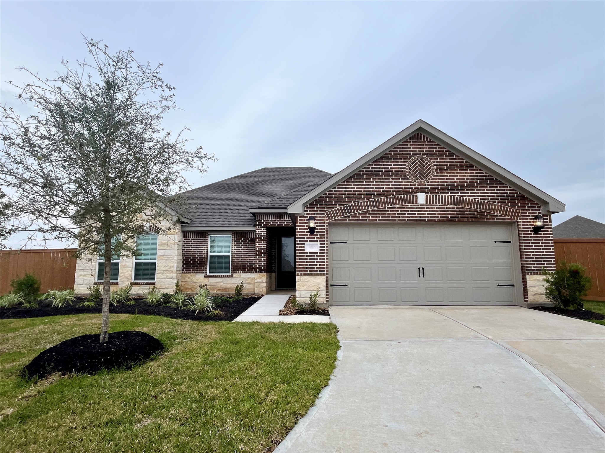 The Hendrie Plan by LGI Homes. Completed example being built at 2917 Fair Wind Ln. Colors and finishes may vary from completed example photos. The Hendrie Plan by LGI Homes. Completed example being built at 2917 Fair Wind Ln. Colors and finishes may vary from completed example photos.