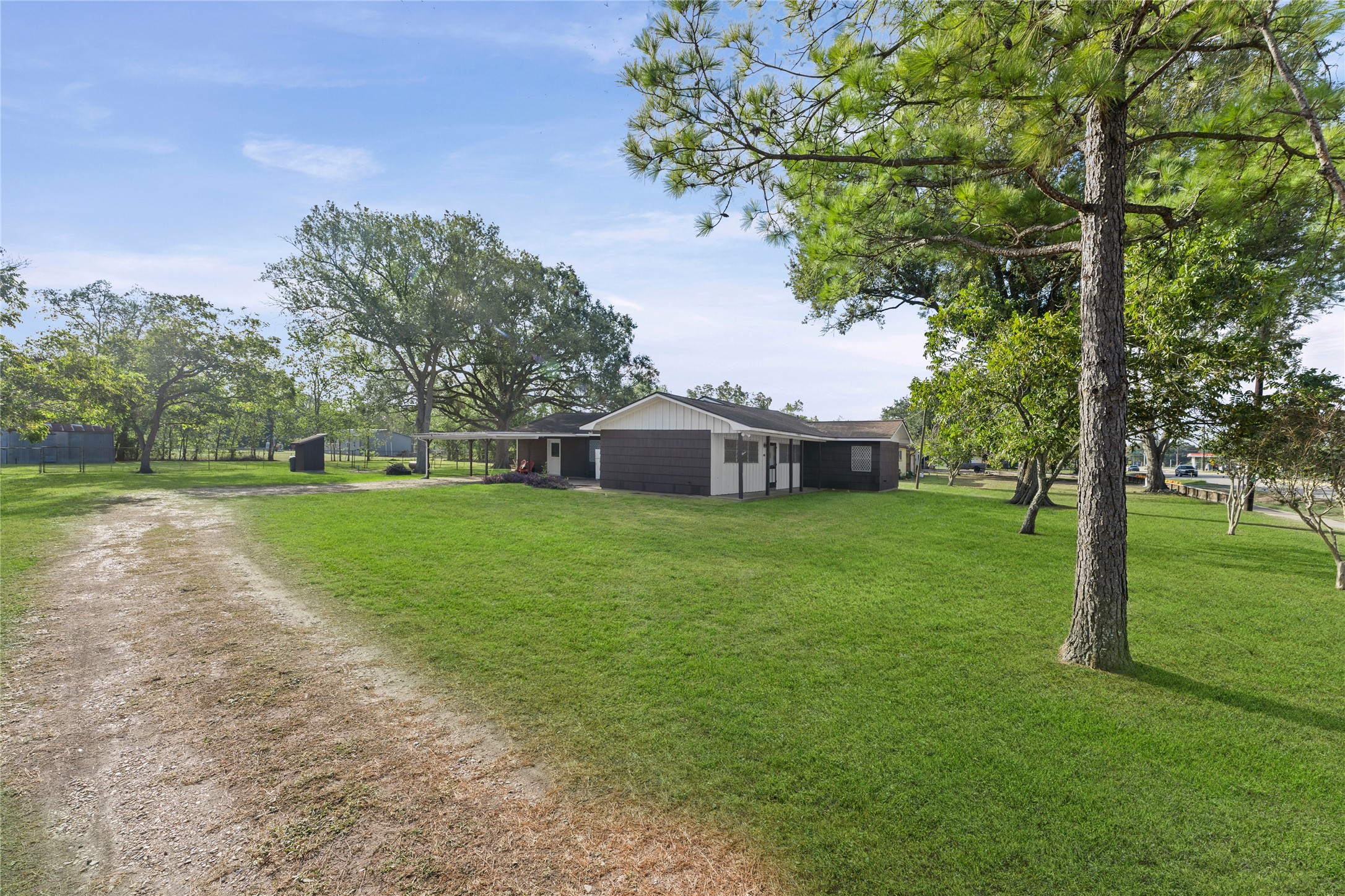 4311 Fm 2218 Road, Richmond, TX 77469 4311 Fm 2218 Road, Richmond, TX 77469