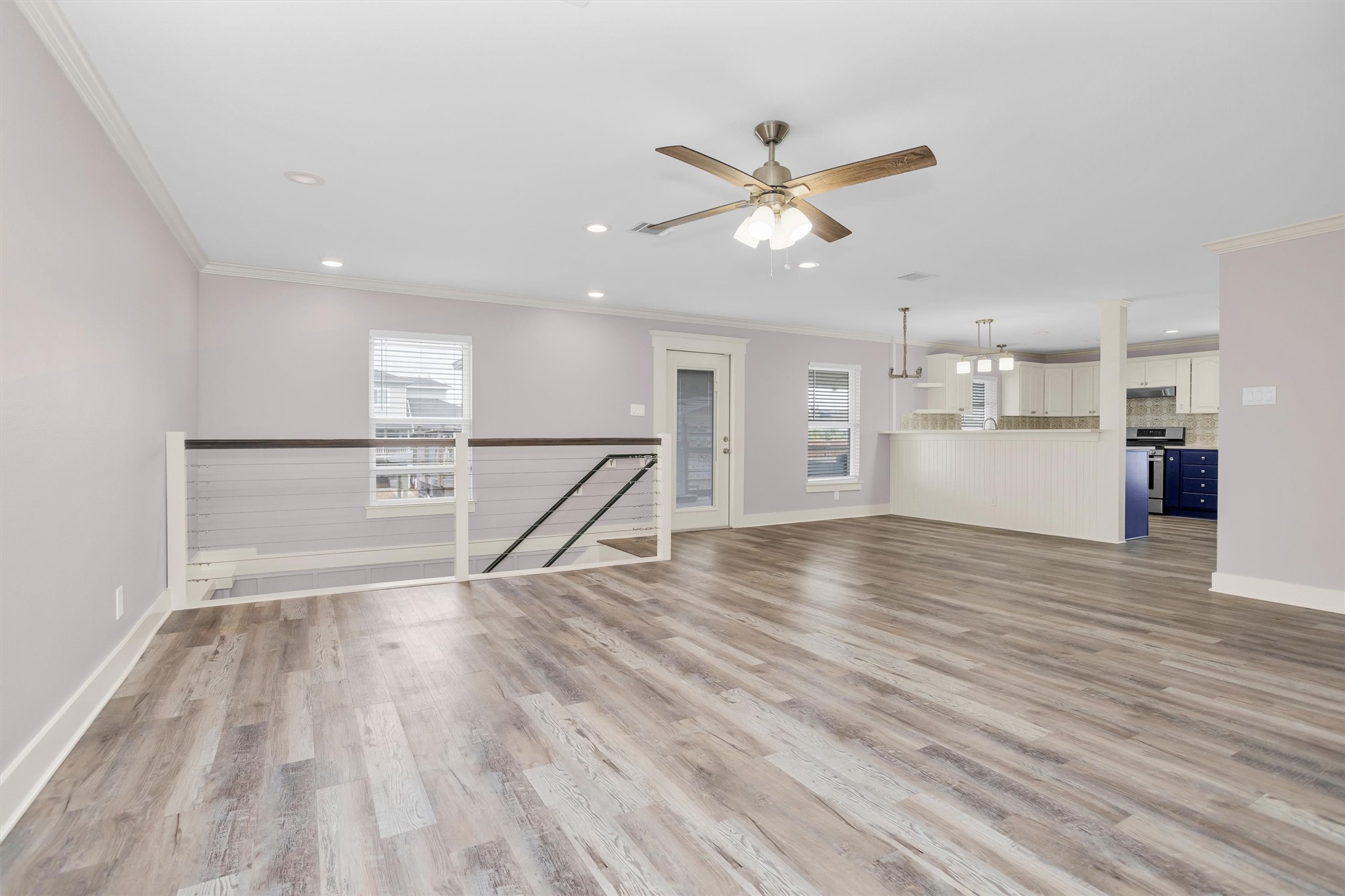 336 Ling Street, Bayou Vista, TX 77563