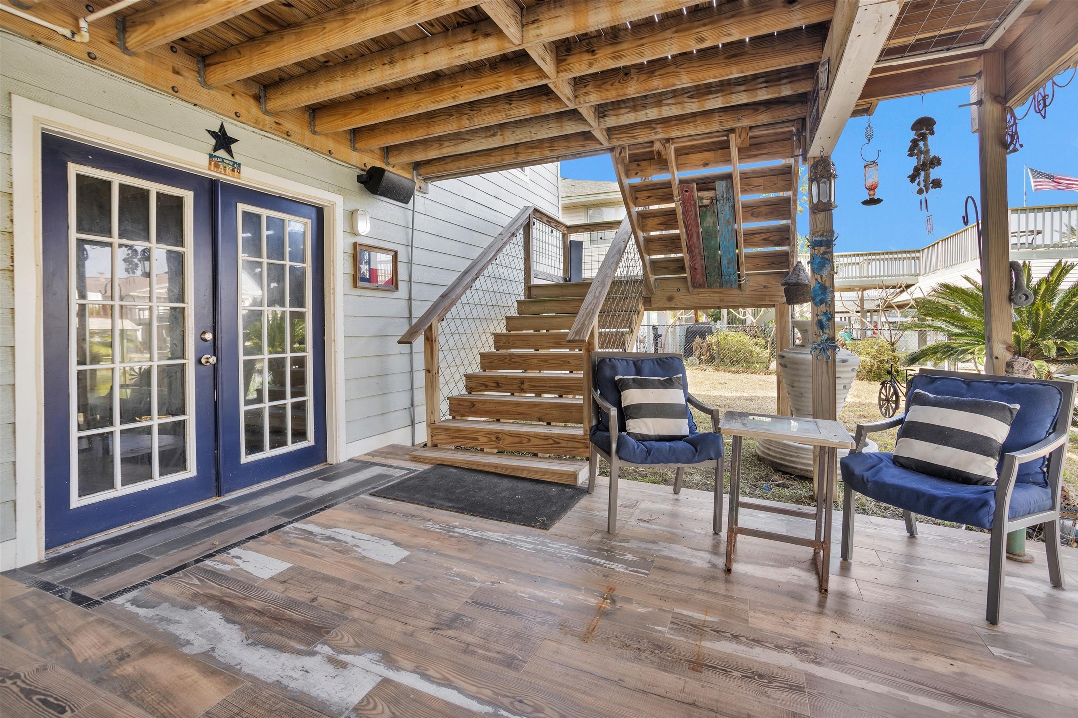 336 Ling Street, Bayou Vista, TX 77563