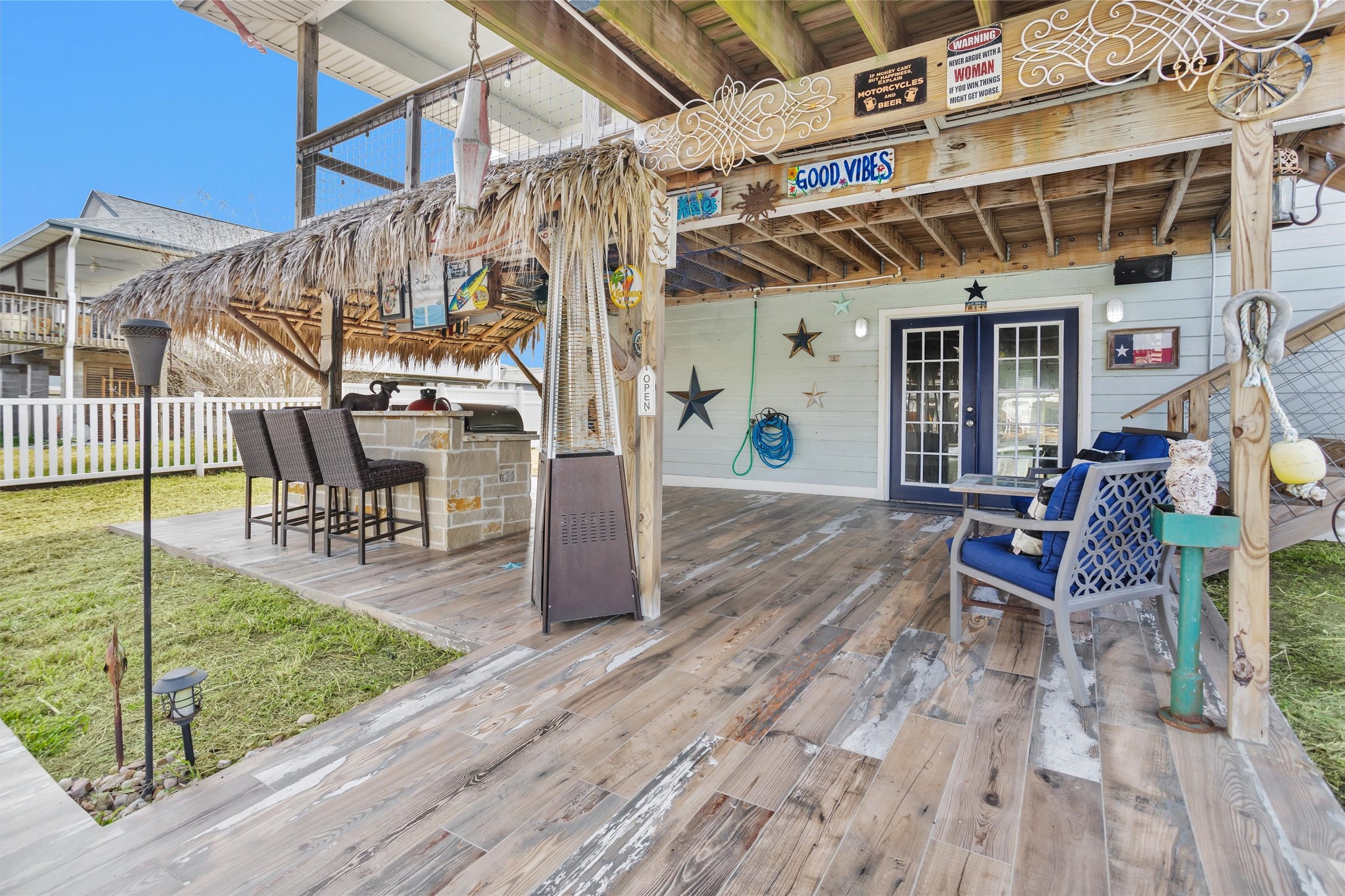 336 Ling Street, Bayou Vista, TX 77563