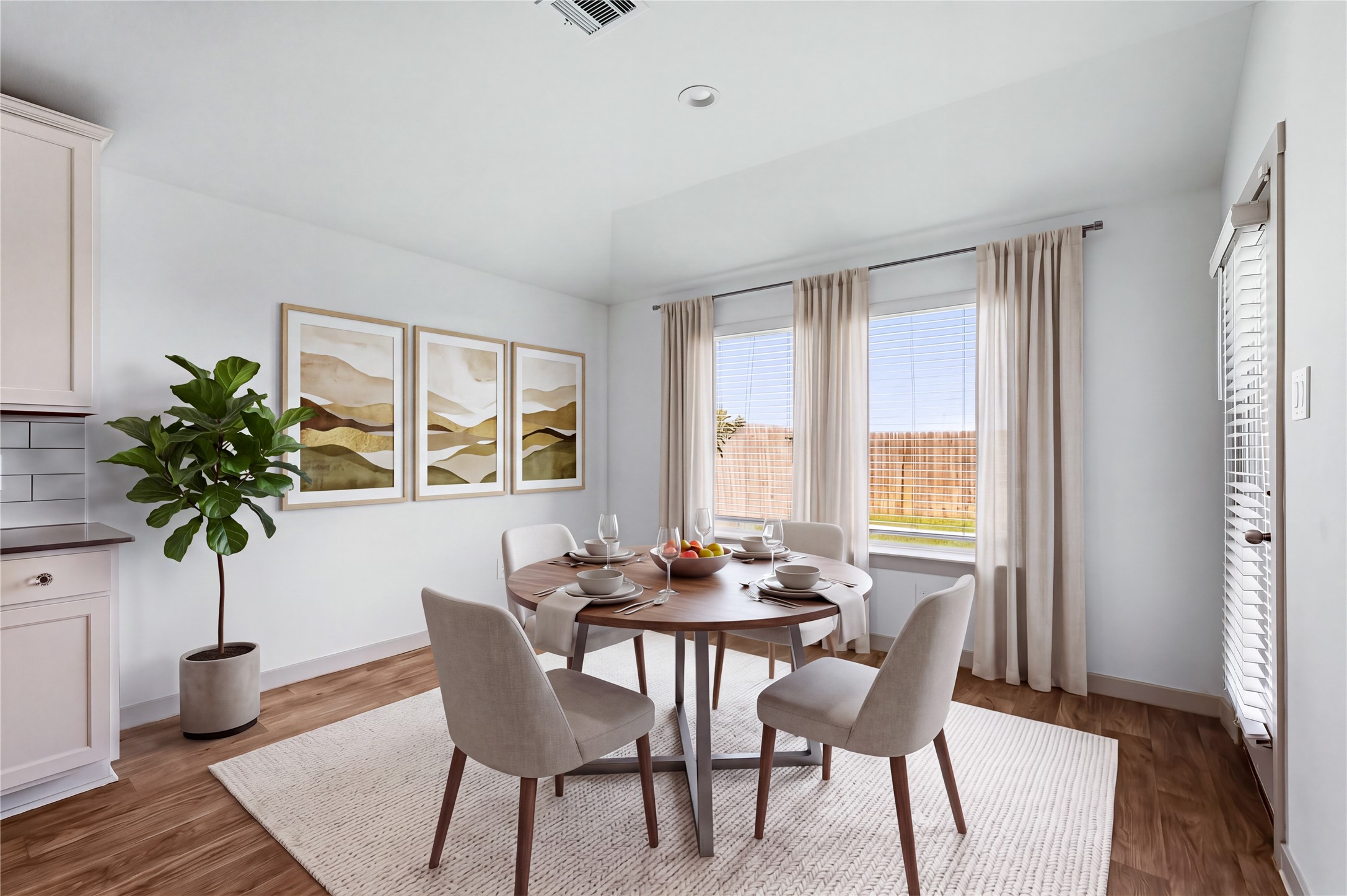 Breakfast Area Virtually Staged Breakfast Area Virtually Staged