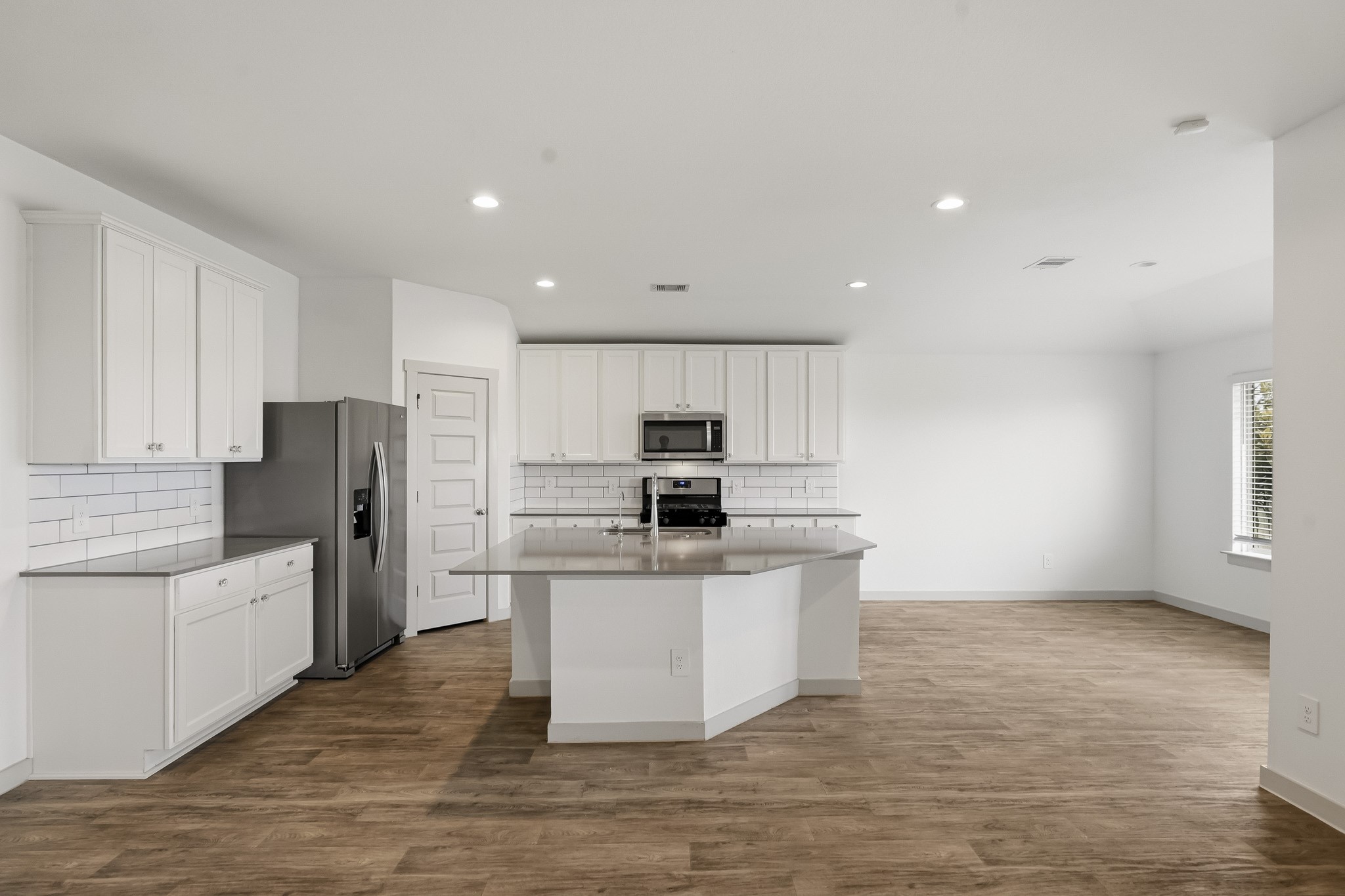 7119 Sunbreeze Lane, Rosenberg, TX 77469 7119 Sunbreeze Lane, Rosenberg, TX 77469