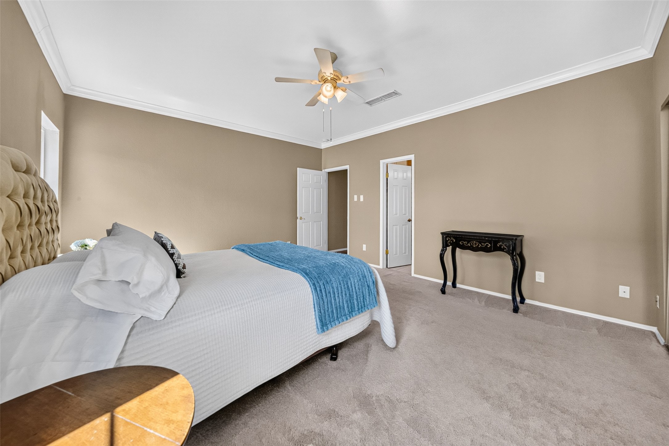 404 Wilcrest Drive, #404, Houston, TX 77042