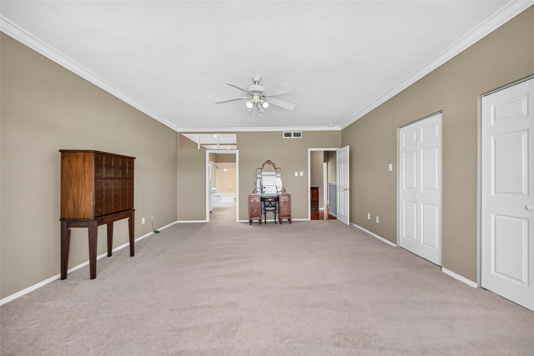404 Wilcrest Drive, #404, Houston, TX 77042