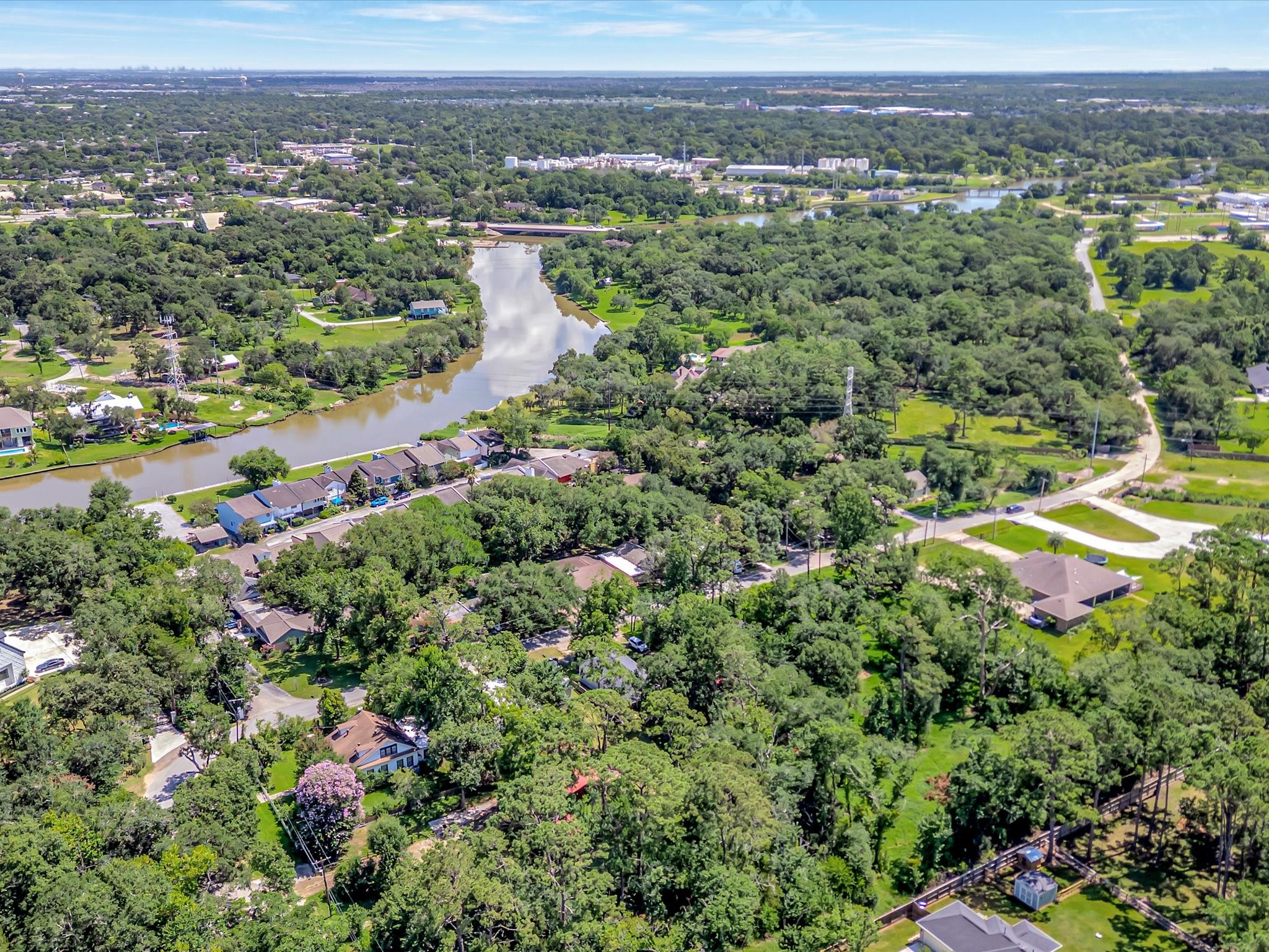 5213 Palm Drive, Dickinson, TX 77539